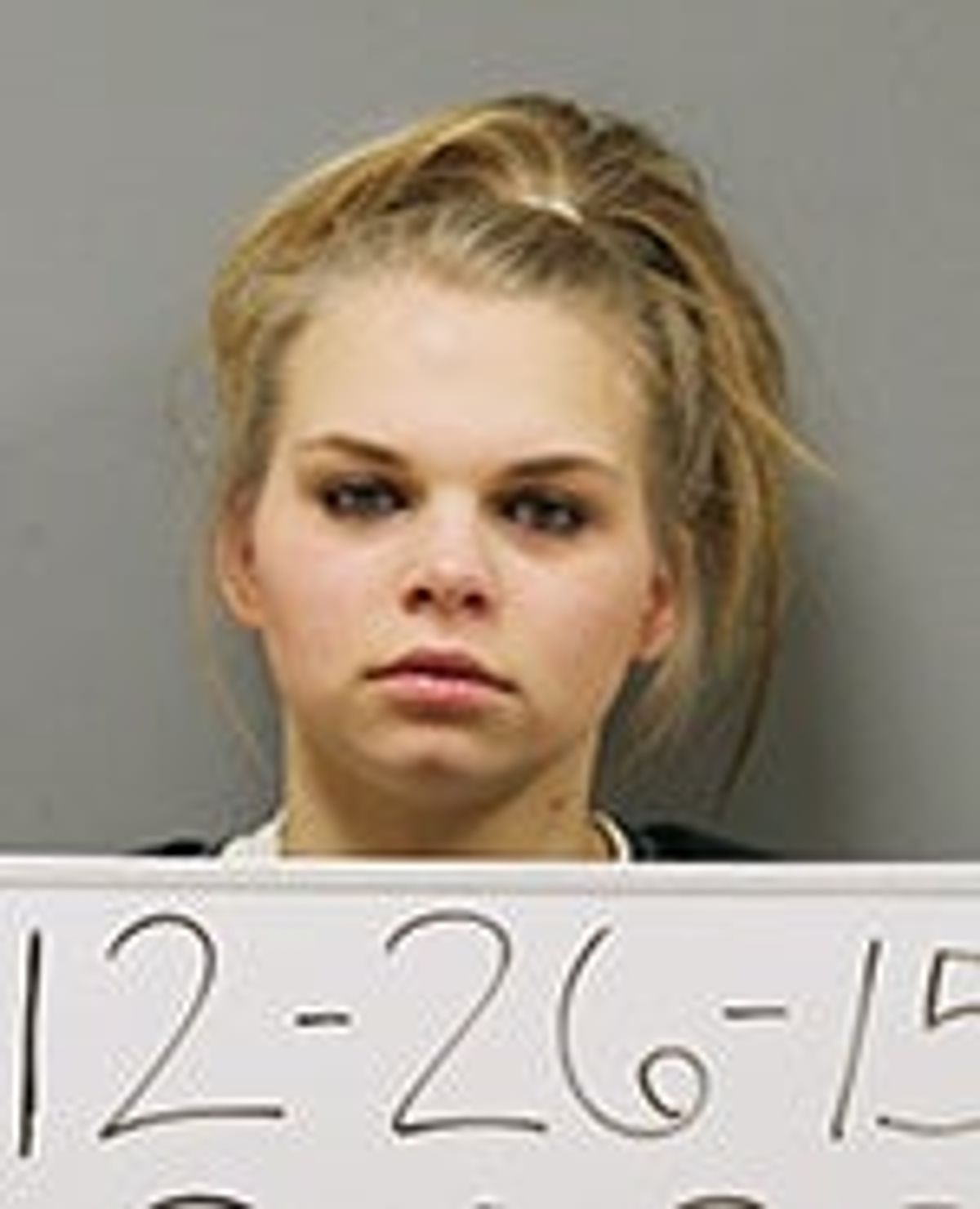 Woman placed on probation for stabbing