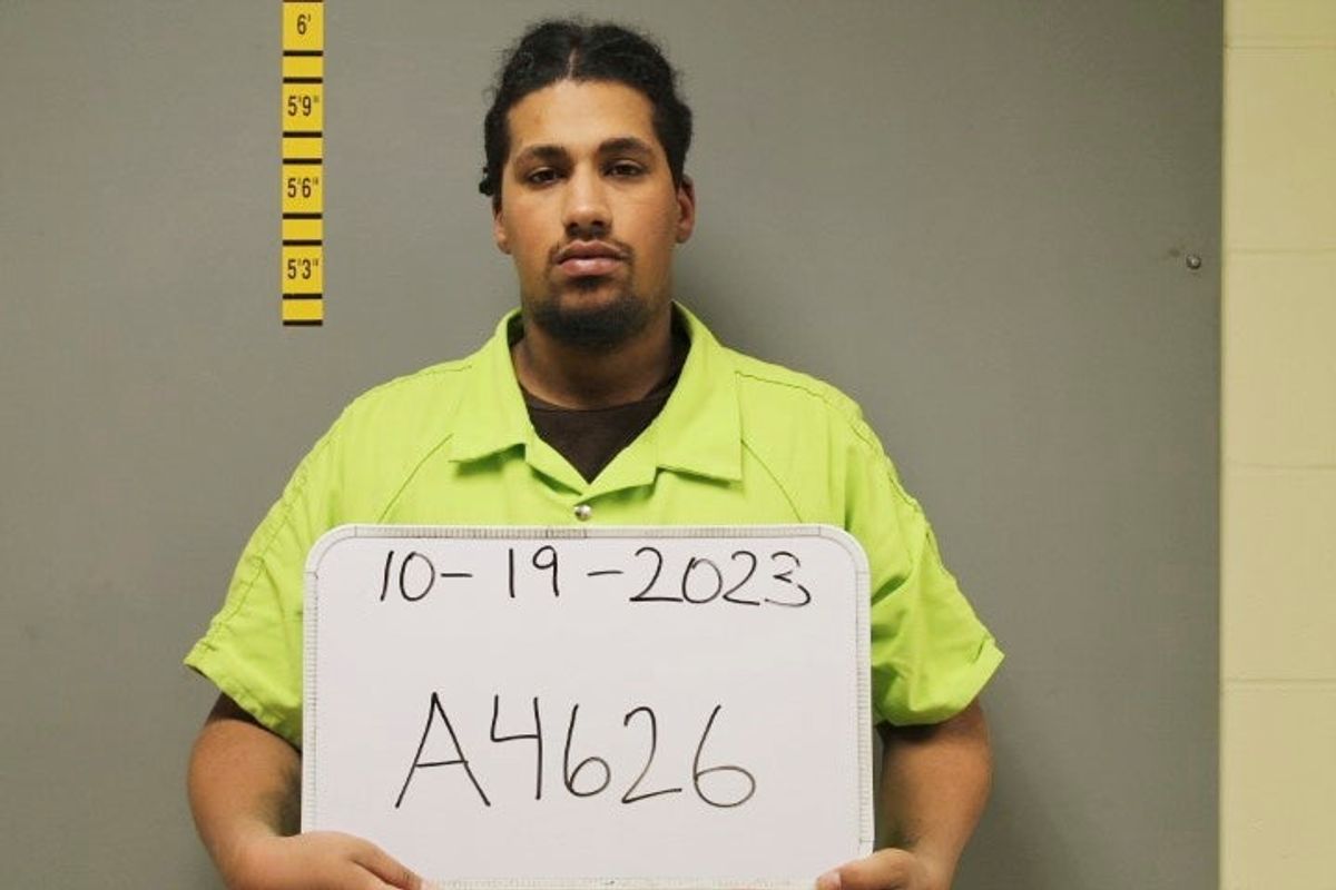 Rochester man sentenced to more than 6 years for fentanyl-laced oxycodone and gun in Albert Lea hotel lot