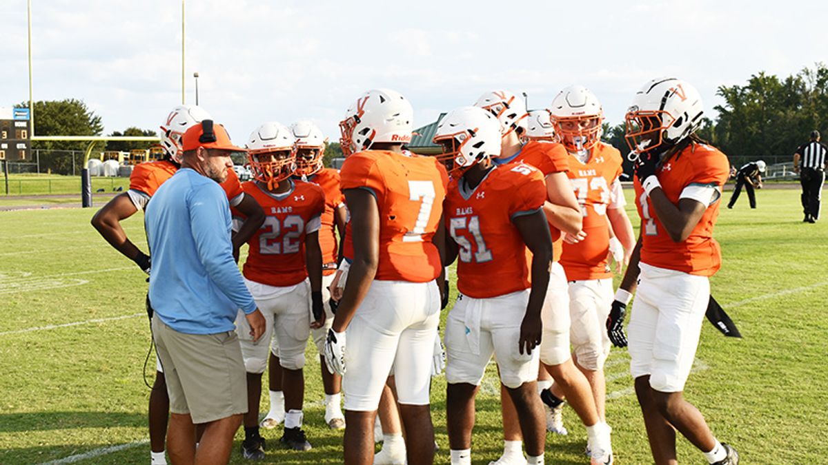 Valley varsity, JV football teams defeat Handley in jamboree