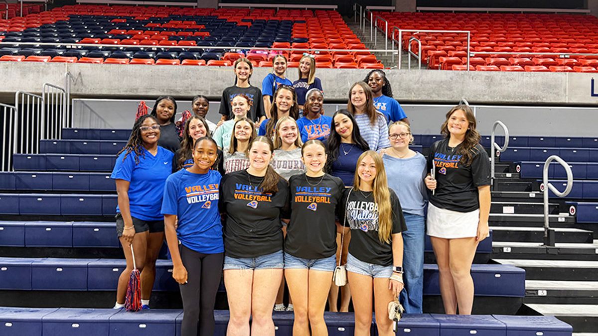Valley volleyball kicks off new season with new coach