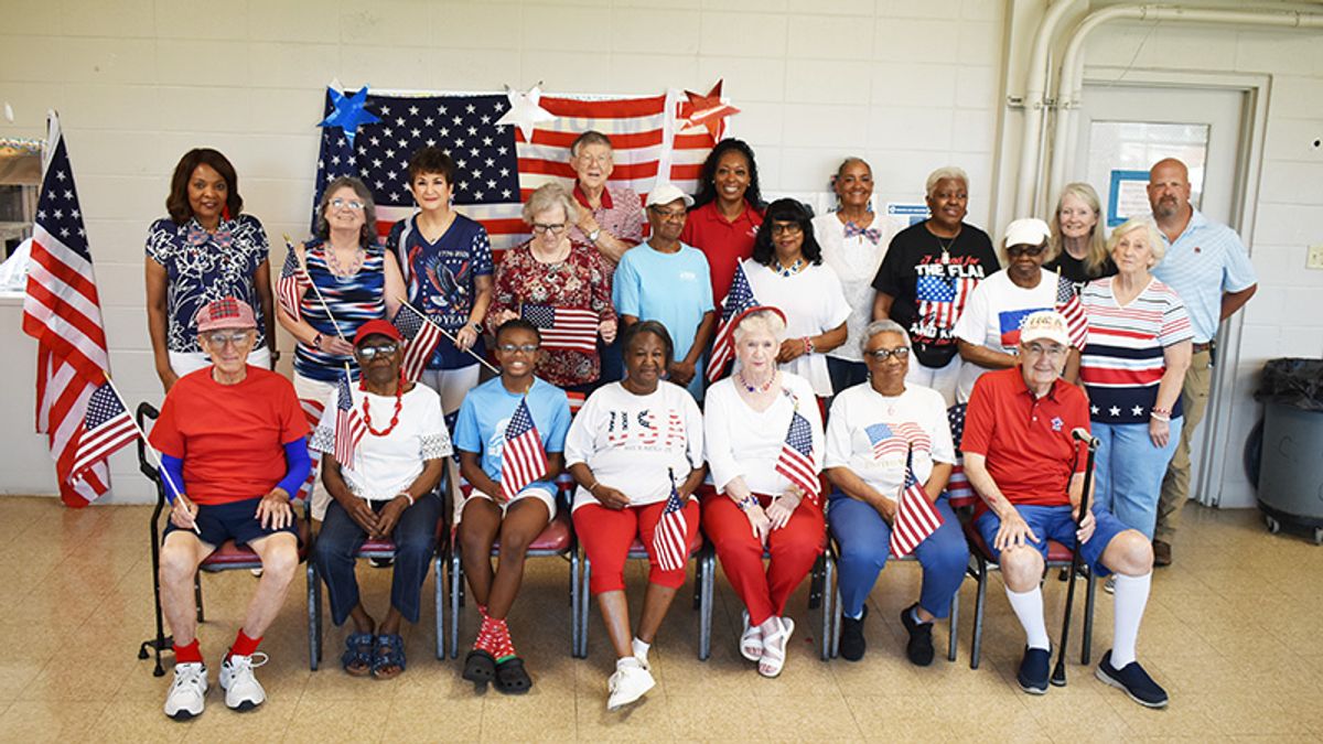 Lanett seniors celebrate Independence Day