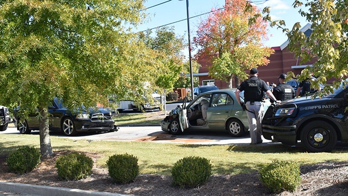 Stolen vehicle pursuit ends in head-on collision in Valley,