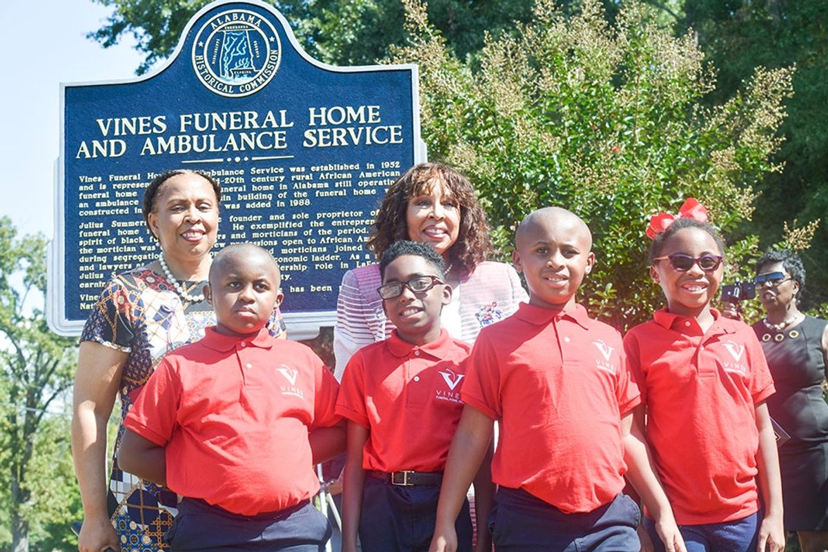 Vines Funeral Home reveals national historic marker