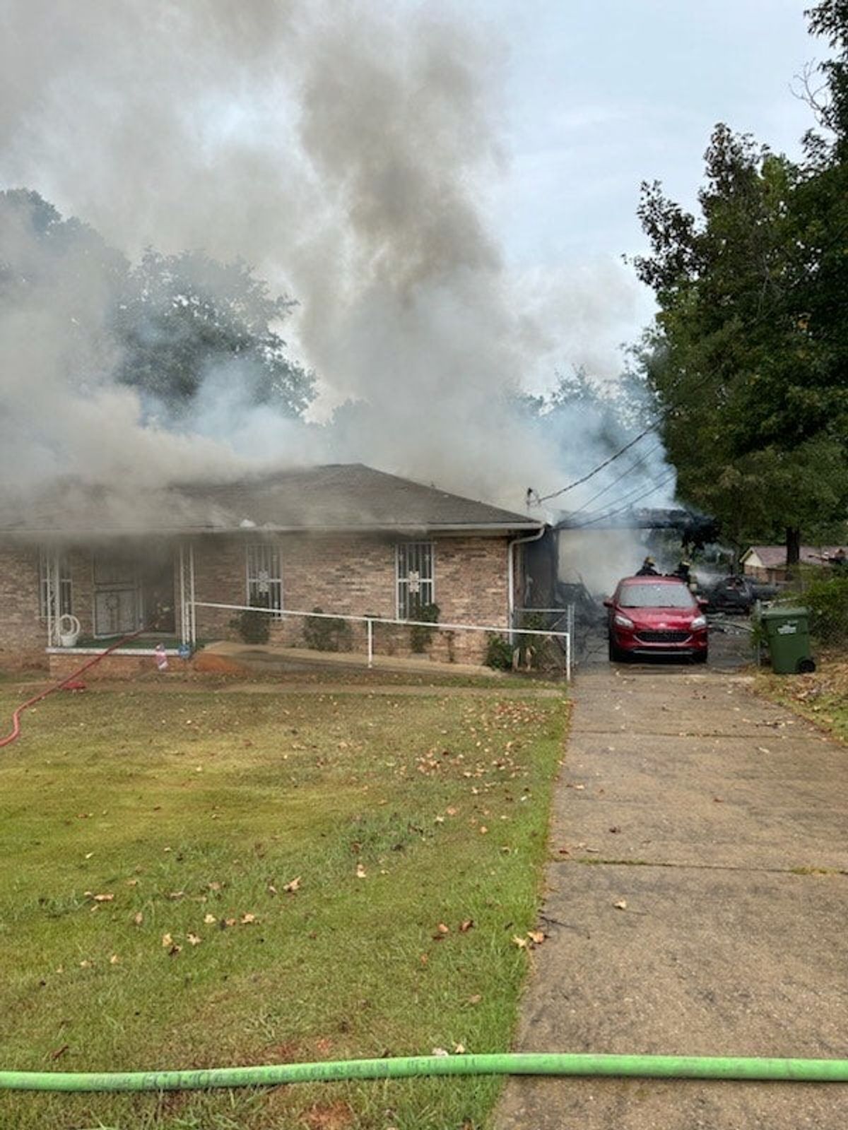 EAFD responds to house fire on Sedgefield Road in Valley