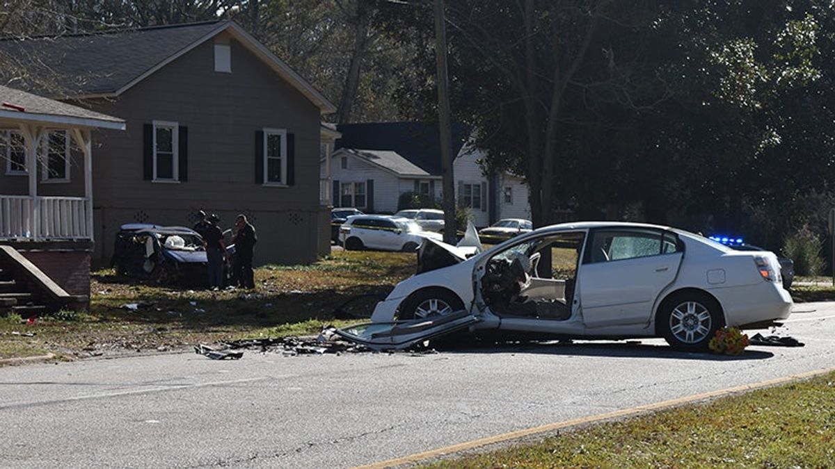 Driver pleads guilty in crash that killed three one year lat...