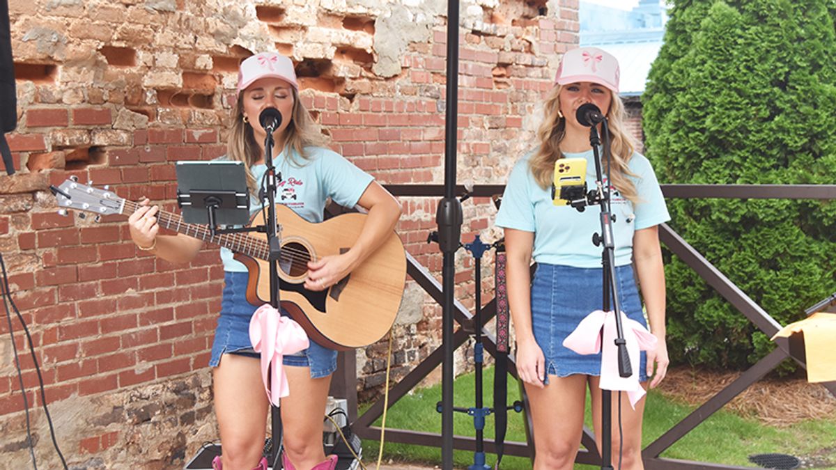 Kit and Char LaGrange sister act prepare 2027 debut album