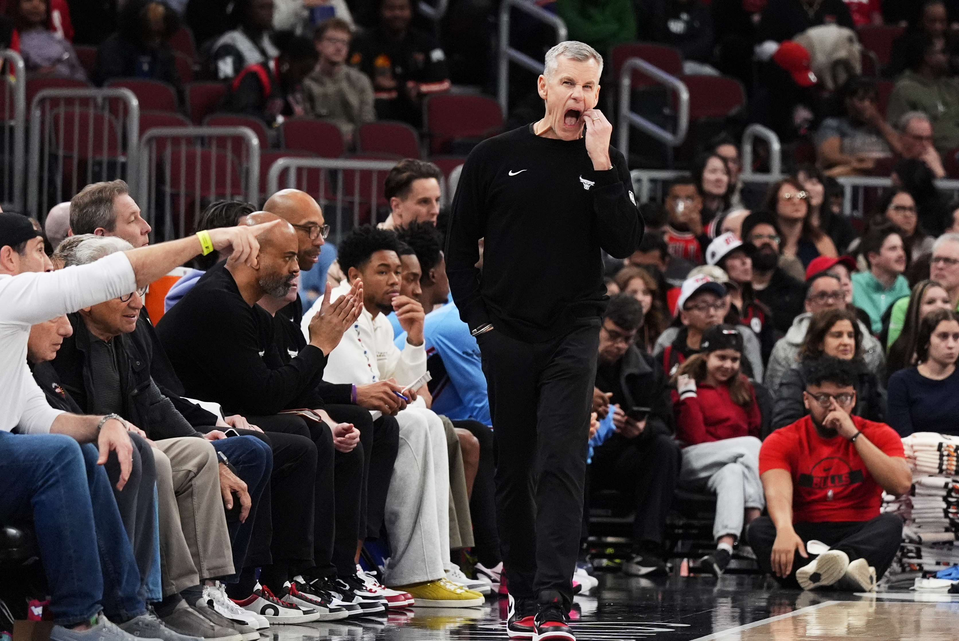 Chicago Bulls coach Billy Donovan resigns after 6 seasons