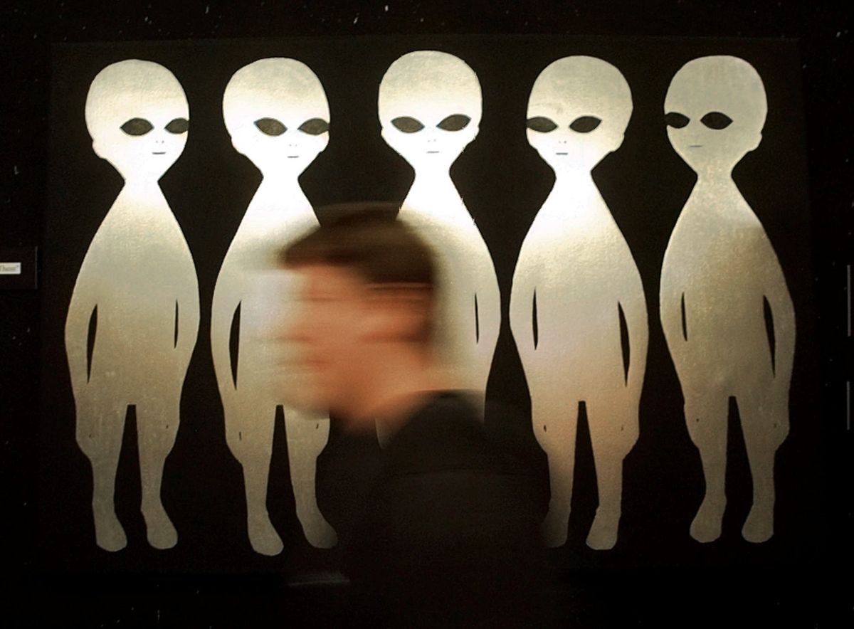 As Trump orders UFO data released, a question hangs: If aliens exist, ...