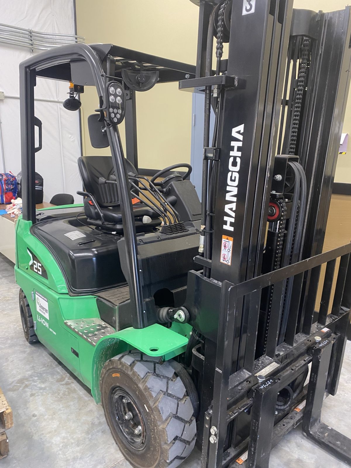 Charleston organization offering training, career development to aspir…