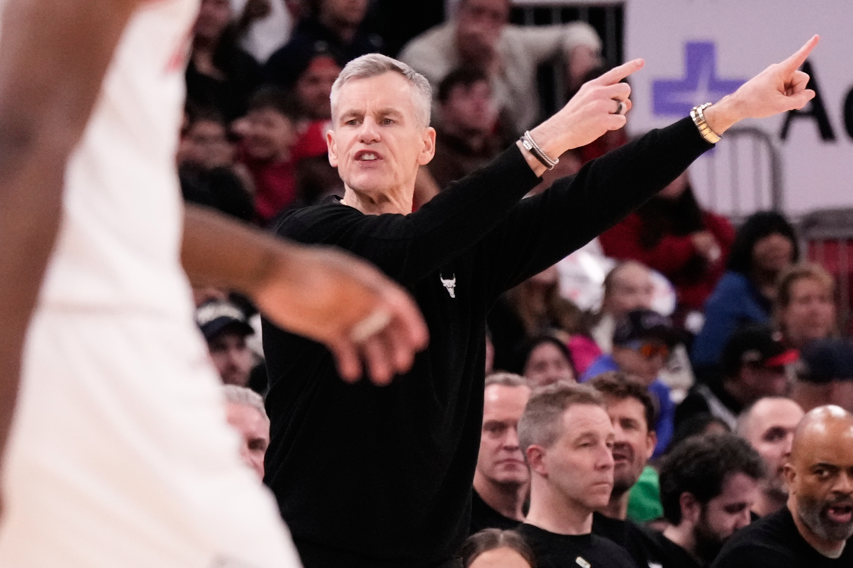 Chicago Bulls coach Billy Donovan resigns after 6 seasons