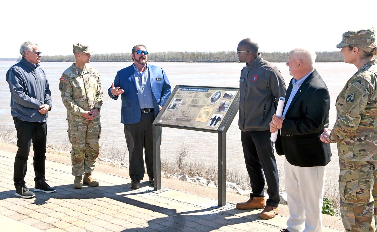 New Madrid Riverwalk markers highlight historic ties to Mississippi River Commission