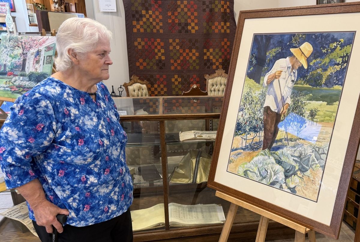 Photo Gallery: Dessi Gross art exhibition at Sikeston Depot
