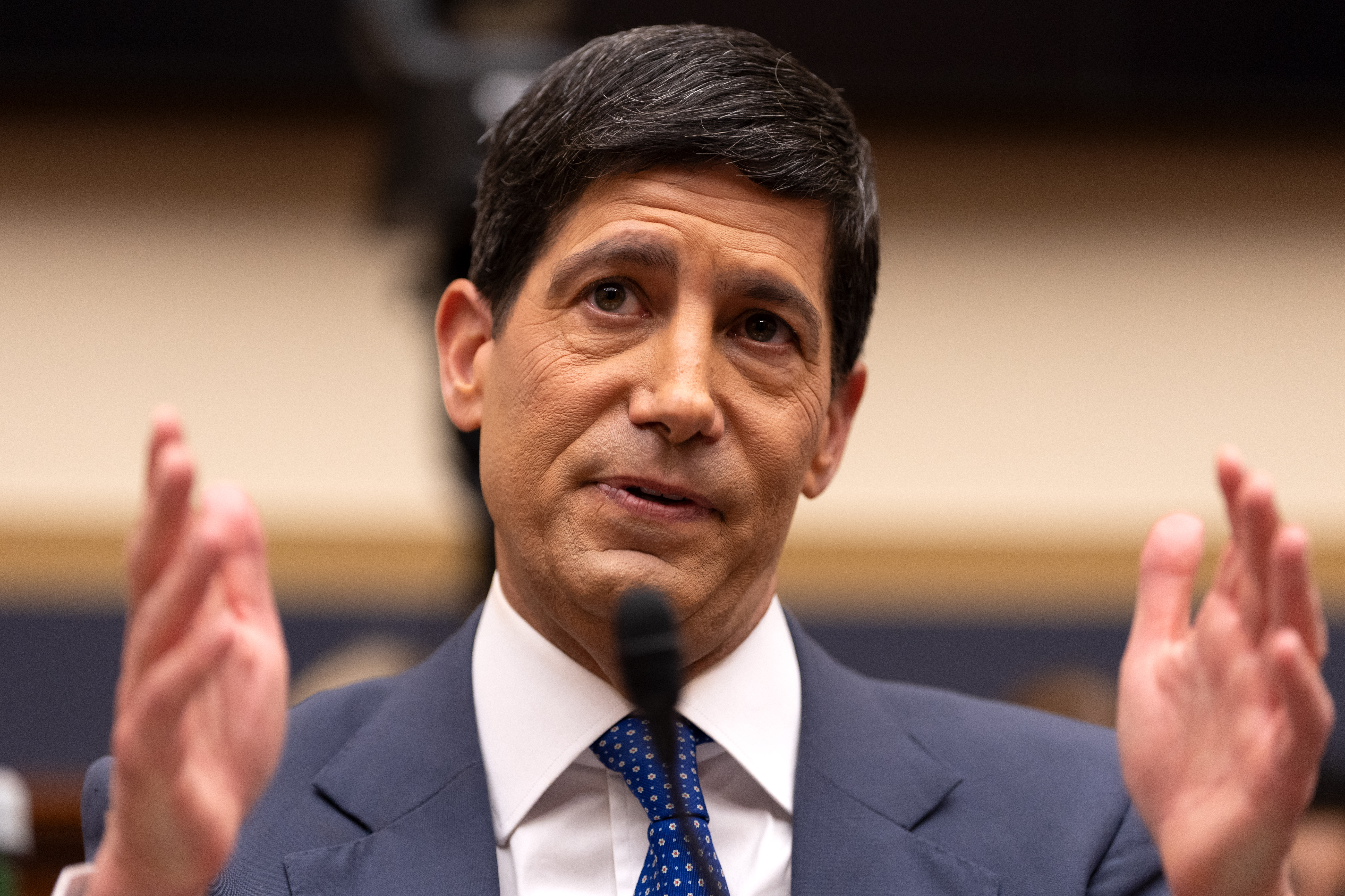 Fed chair Warsh sidesteps Senate questions on inflation, AI, contact with Trump