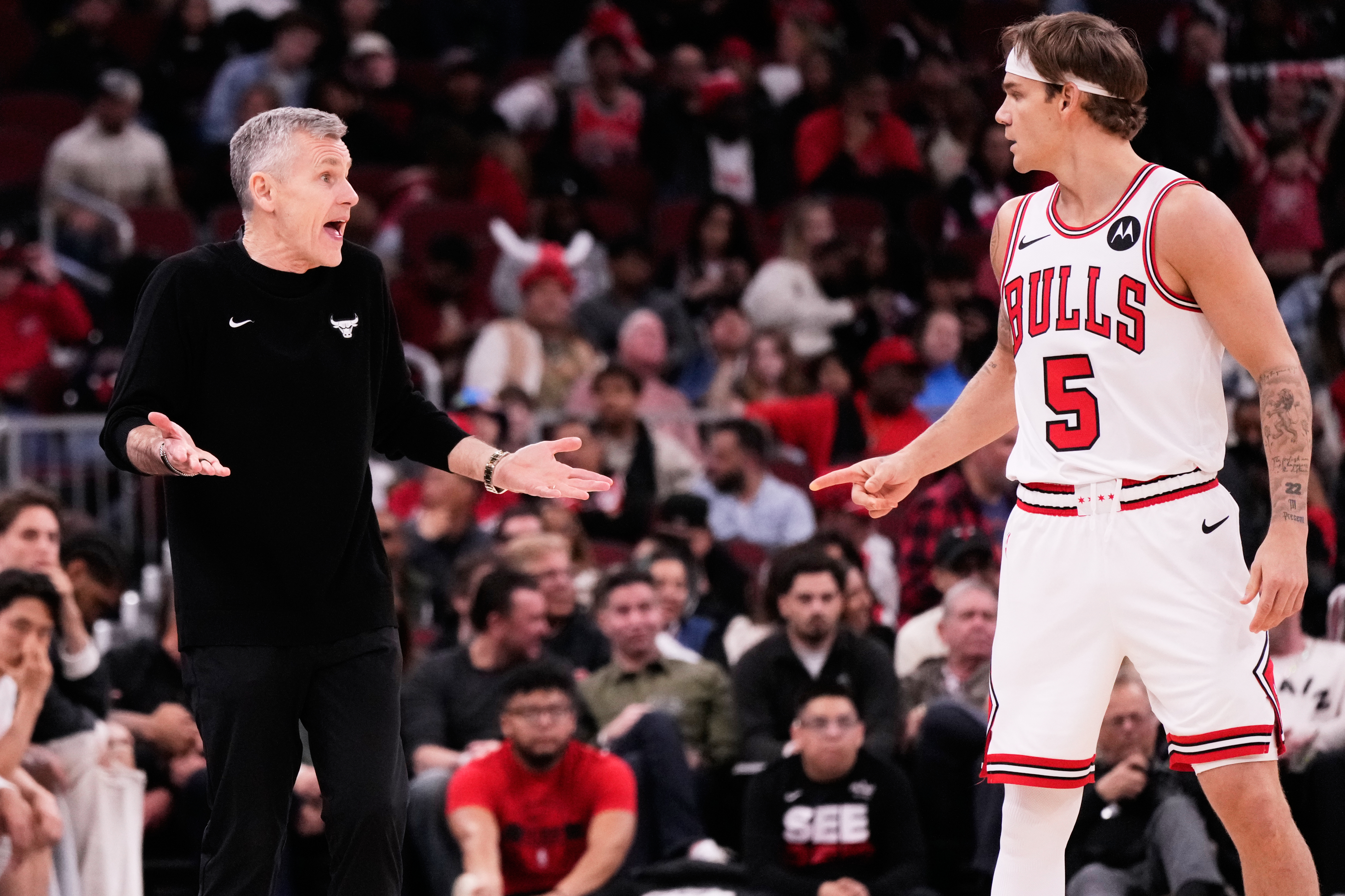 Chicago Bulls coach Billy Donovan resigns after 6 seasons