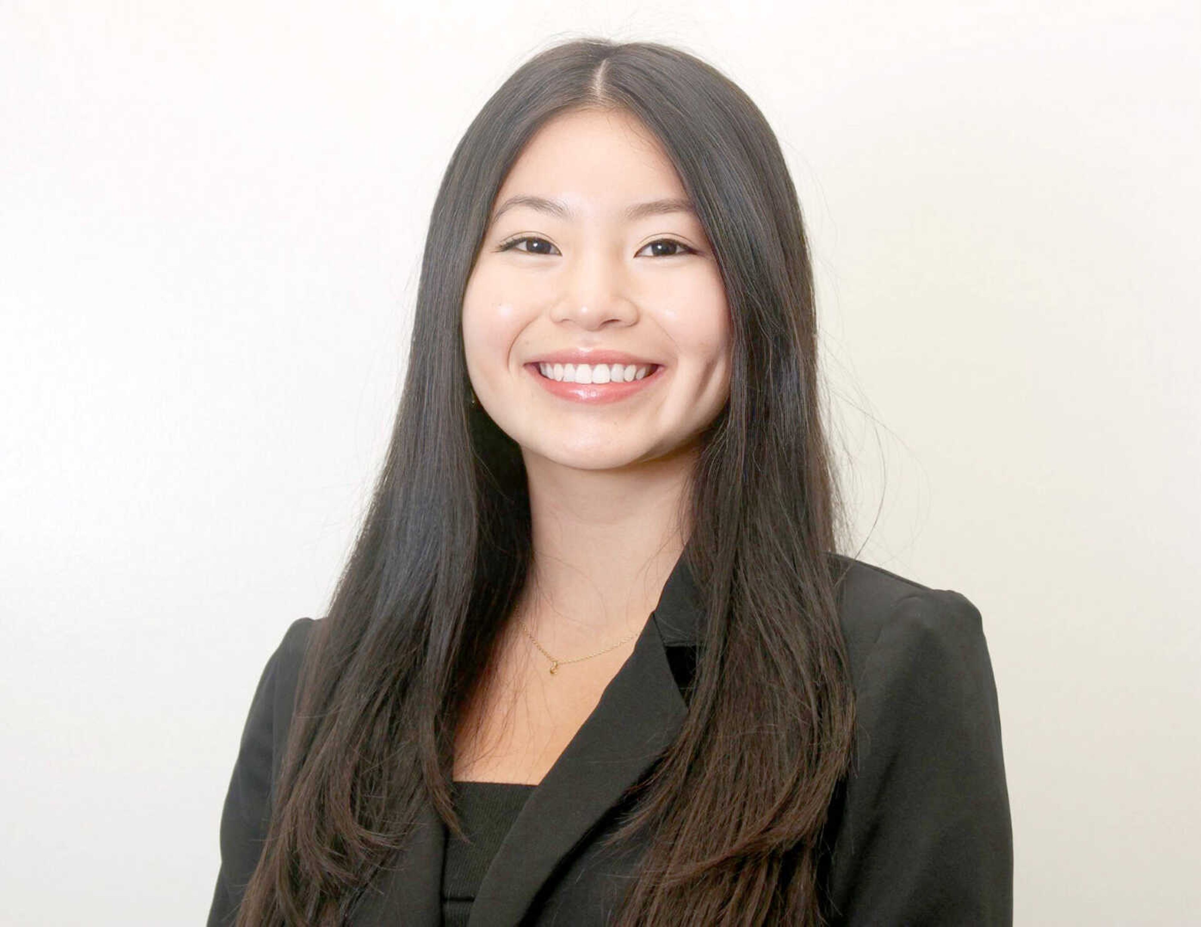 Chloe Lin