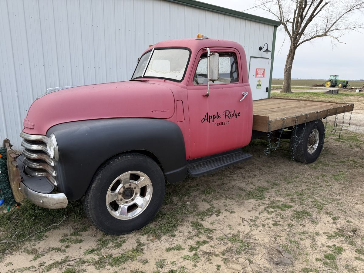 Chamber recognizes Apple Ridge's efforts in bringing tourists from around the world to the Bootheel