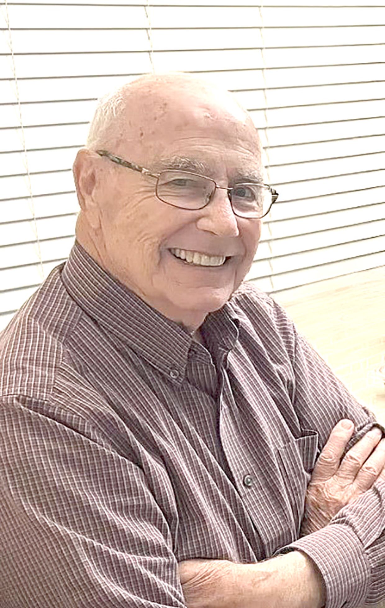 Marion “Gale” Wilf(00)