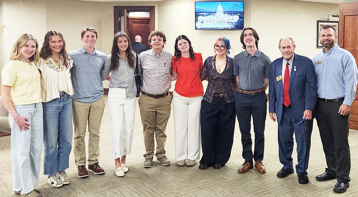 Rye welcomes Jonesboro students