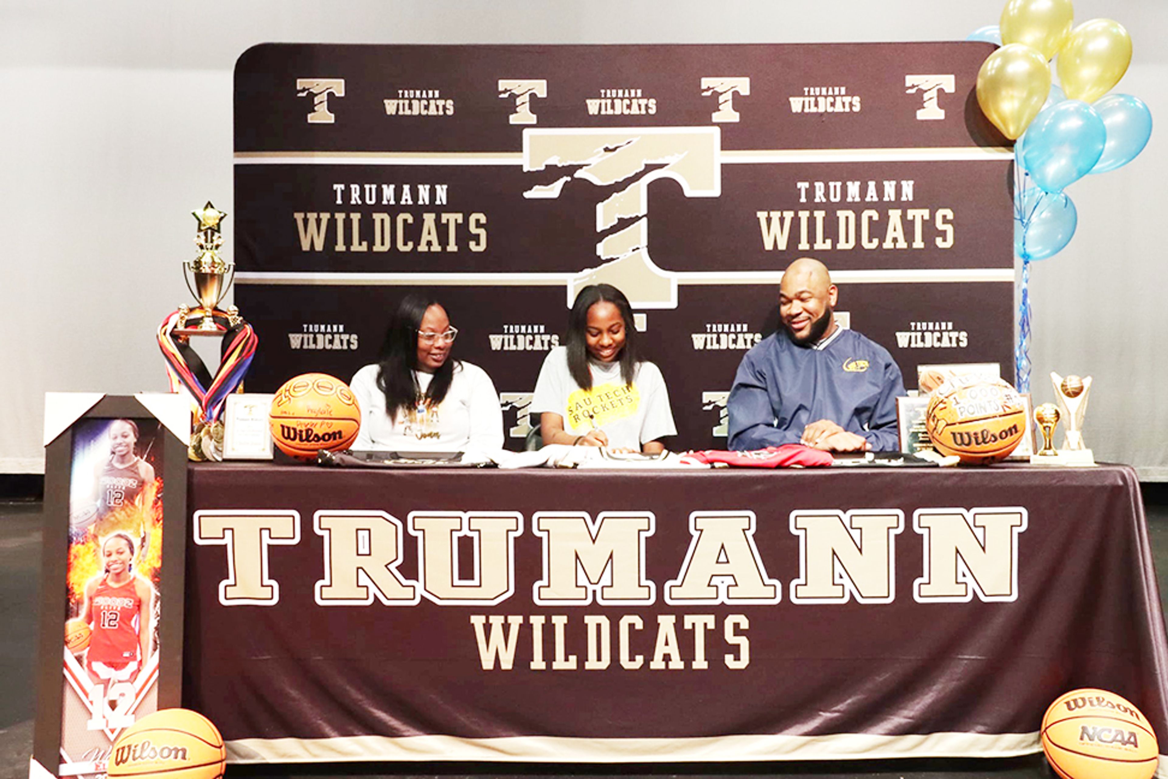 Jones signs to play basketball for SAU Tech
