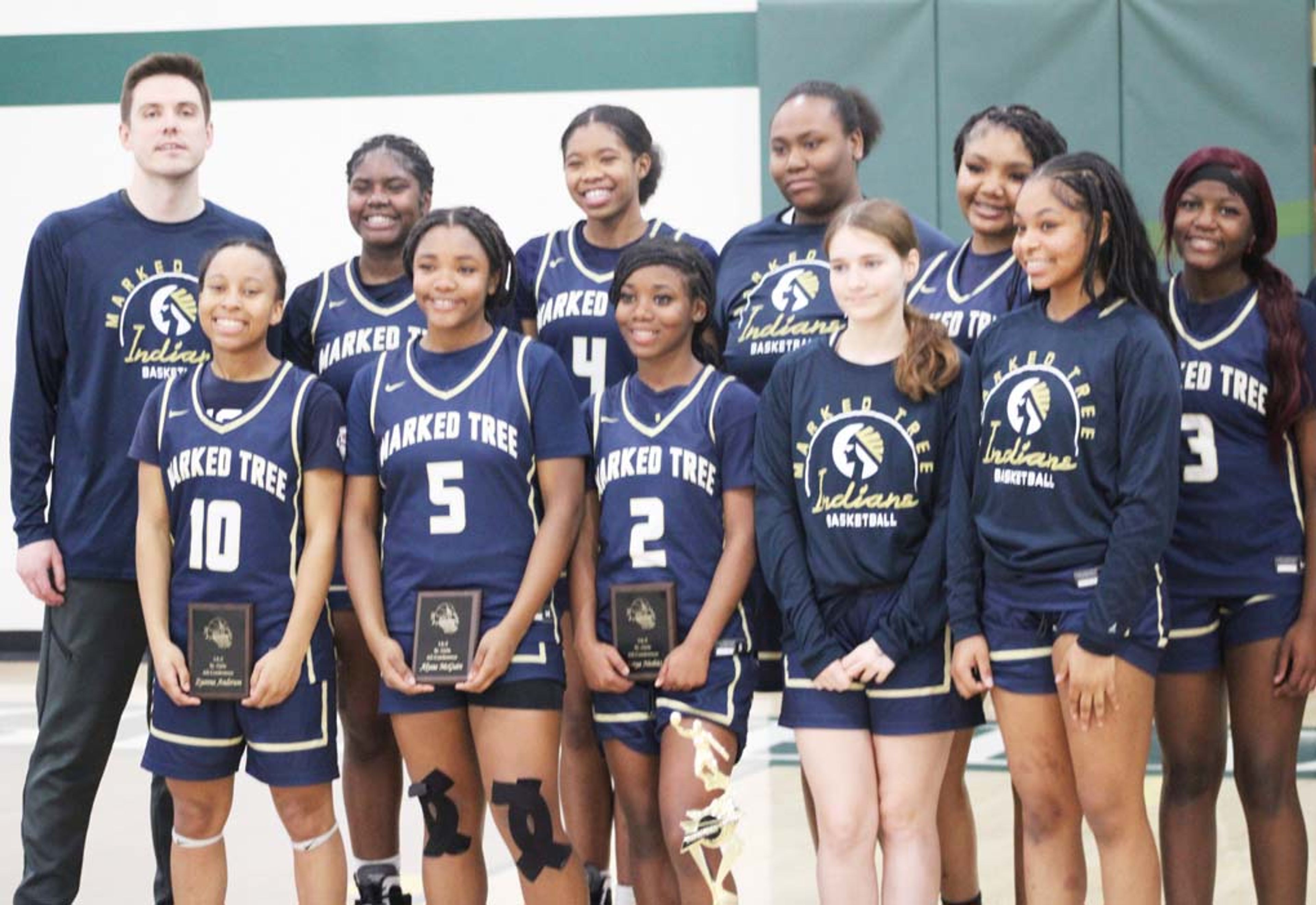 Earle girls defeat Marked Tree for 1A-3 crown