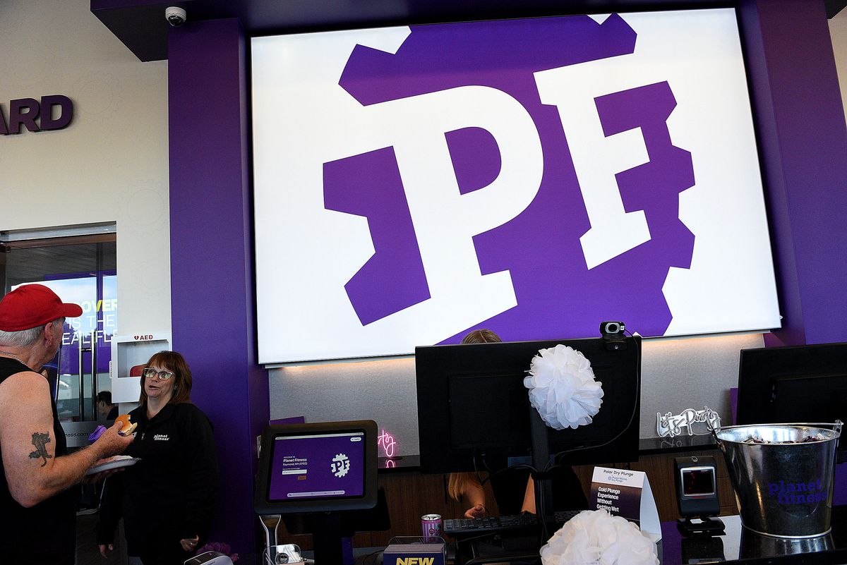 New Business: Planet Fitness gets a new look; Back Nine Golf...