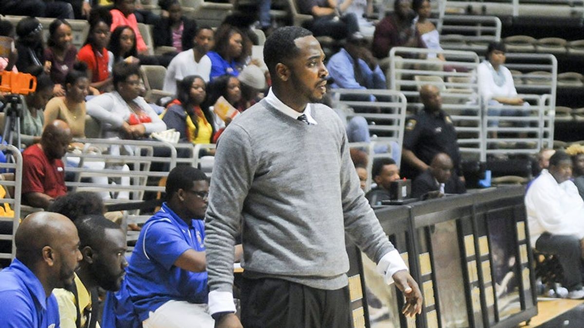Reeves earns COY in first season as varsity head coach