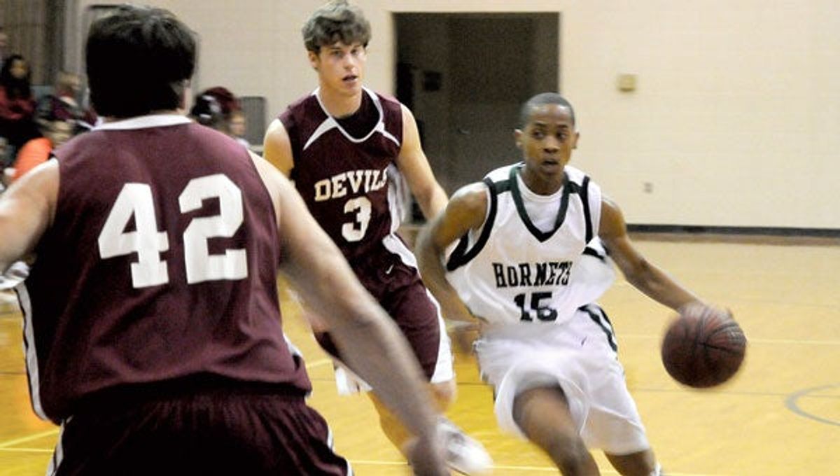 Hornets capture wins at home