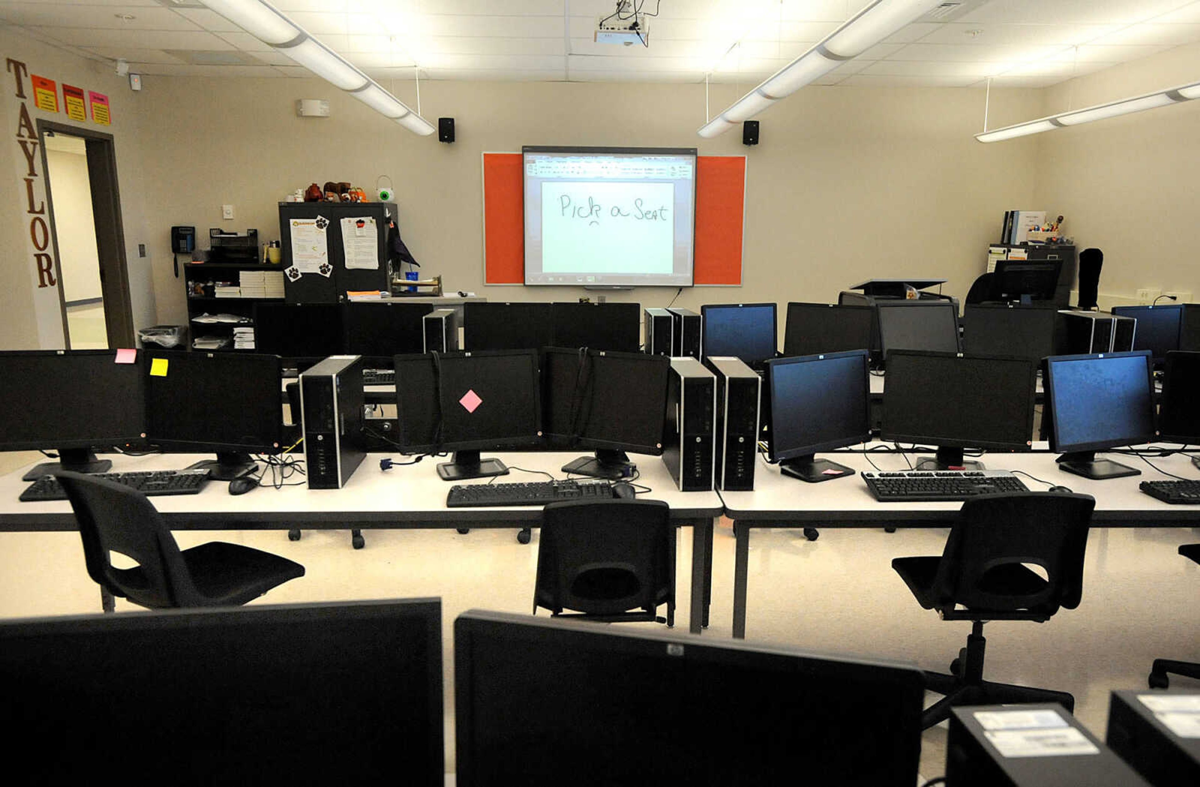 LAURA SIMON ~ lsimon@semissourian.com
One of two new computer labs on the second floor of the new Cape Central High School expansion.