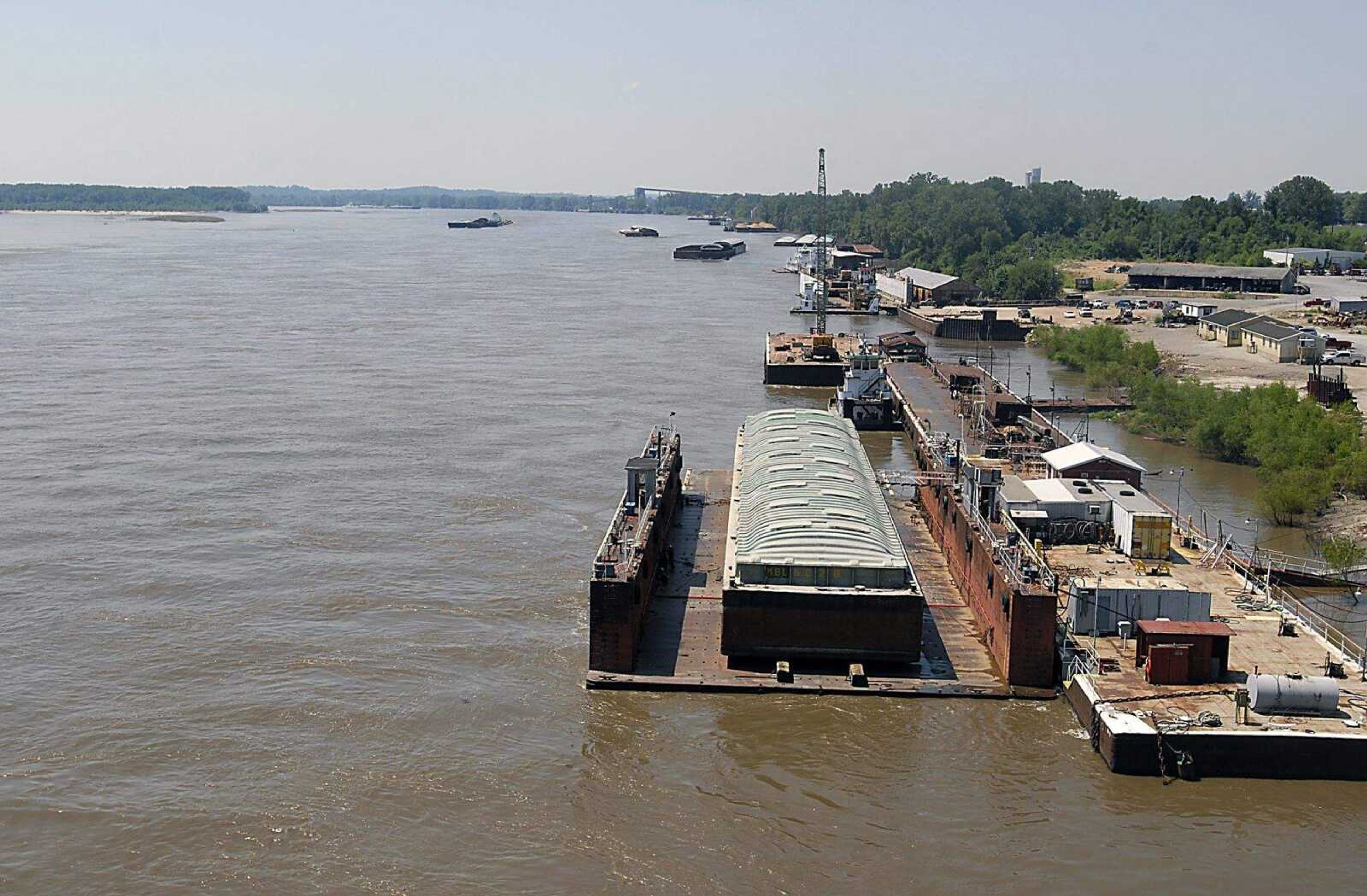 KIT DOYLE ~ kdoyle@semissourian.com
 A barge carrying a crane struck the Emerson Bridge early Monday, July 14, 2008. Conduit and the track for the inspection trolley will be replaced due to the incident.