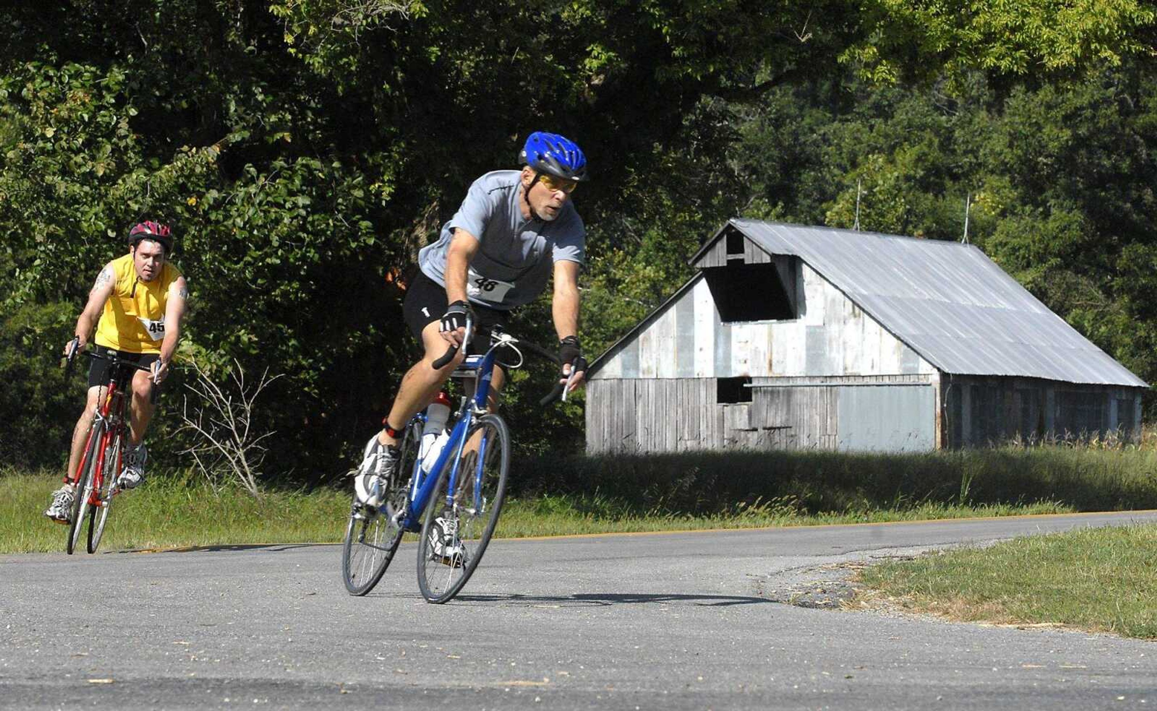 FRED LYNCH ~ flynch@semissourian.com
Bicyclists turn off Route V onto Highway 177 in the 2008 Coors Light/Trail of Tears Triathlon Saturday.