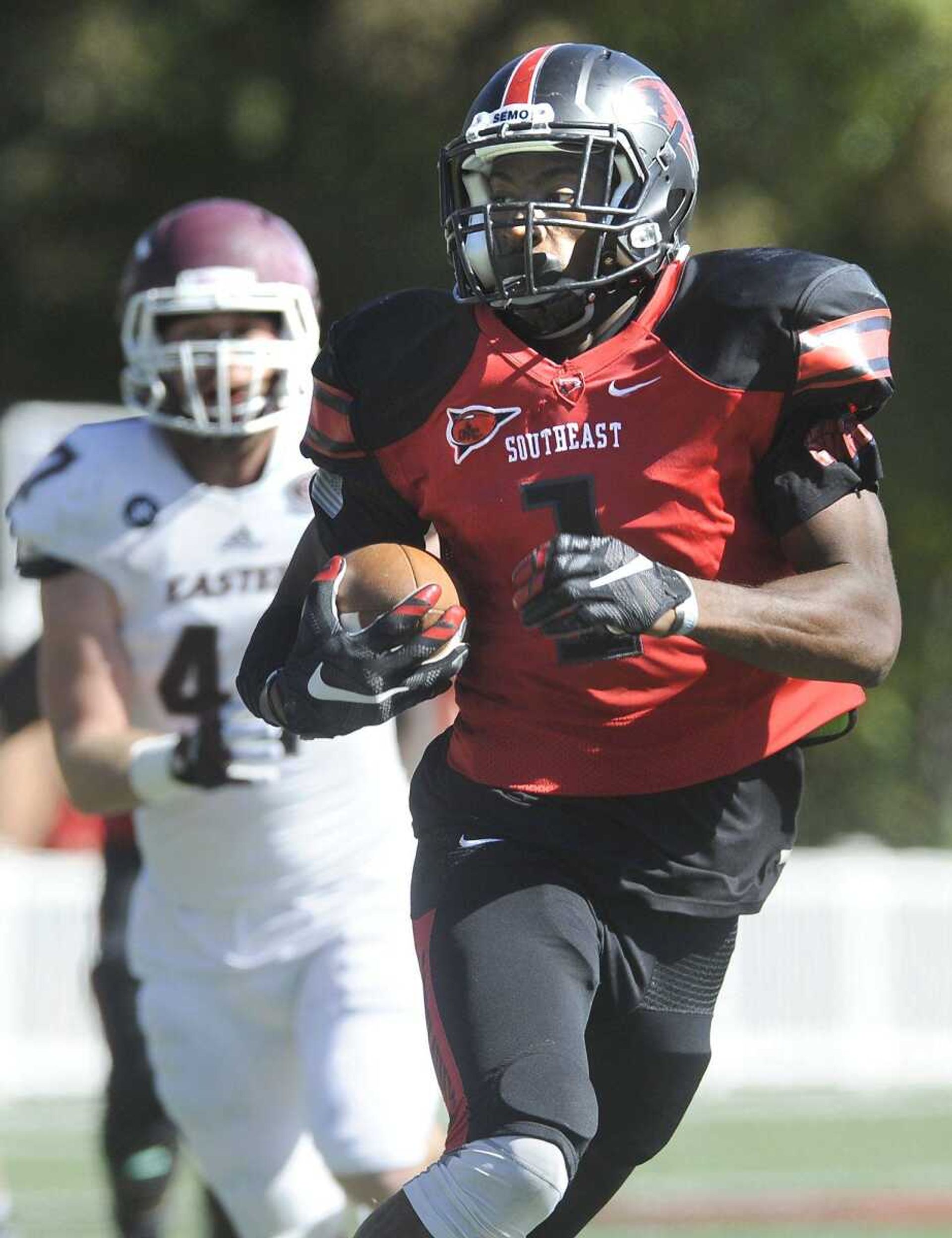 Southeast Missouri State's Paul McRoberts carries 24 yards to the Eastern Kentucky 3 during the second quarter Saturday, Oct. 17, 2015 at Houck Stadium. Ryan McCrum kicked a field goal after Southeast failed to score on the drive. (Fred Lynch)