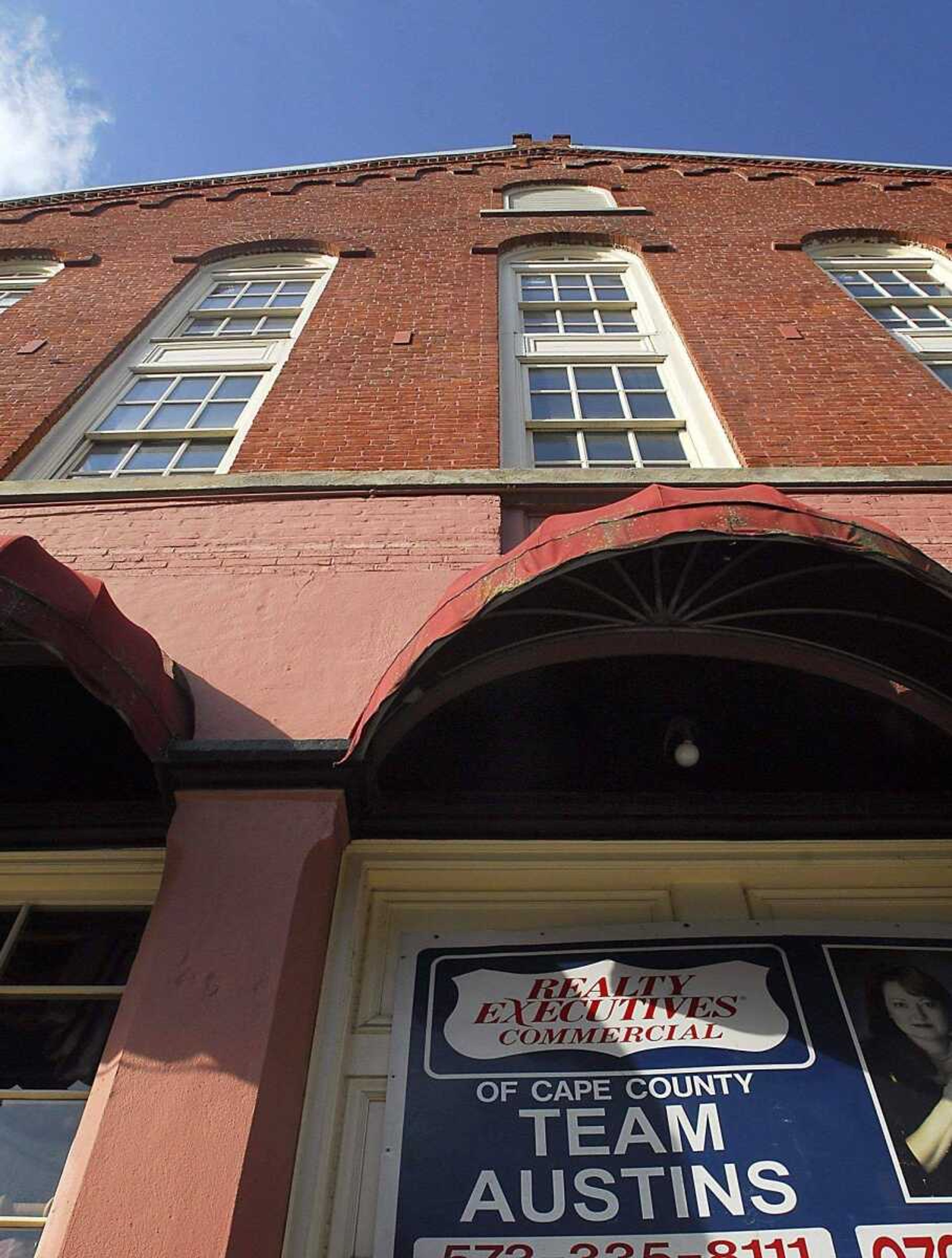 KIT DOYLE ~ kdoyle@semissourian.com<br>The historic Royal N'Orleans building on Broadway in downtown Cape Girardeau is for sale.