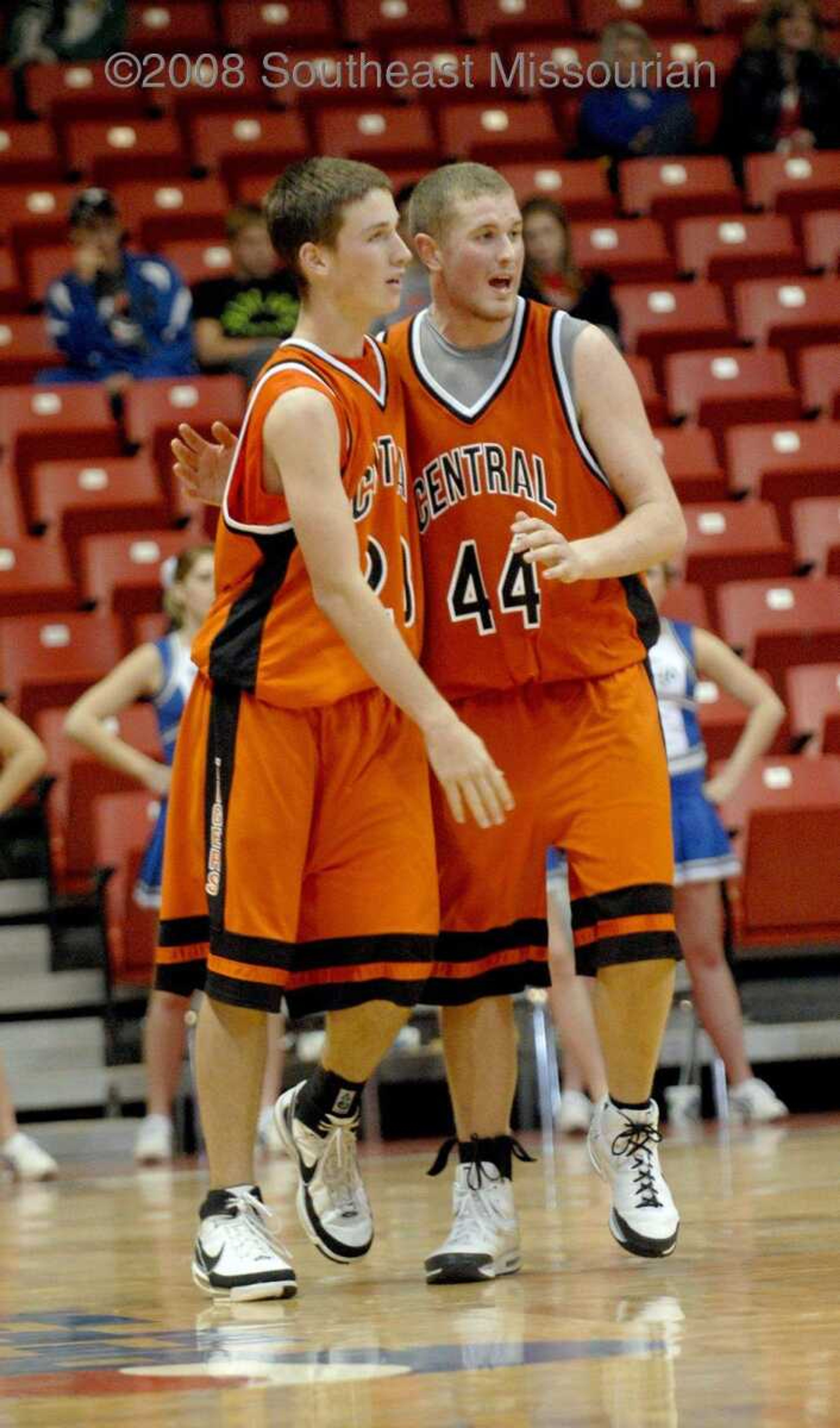 ELIZABETH DODD ~ edodd@semissourian.com
Cape Central's Zack Boerboom, right, congratulates teammate Andrew Williams on a good play in the final minutes of the game against Charleston.