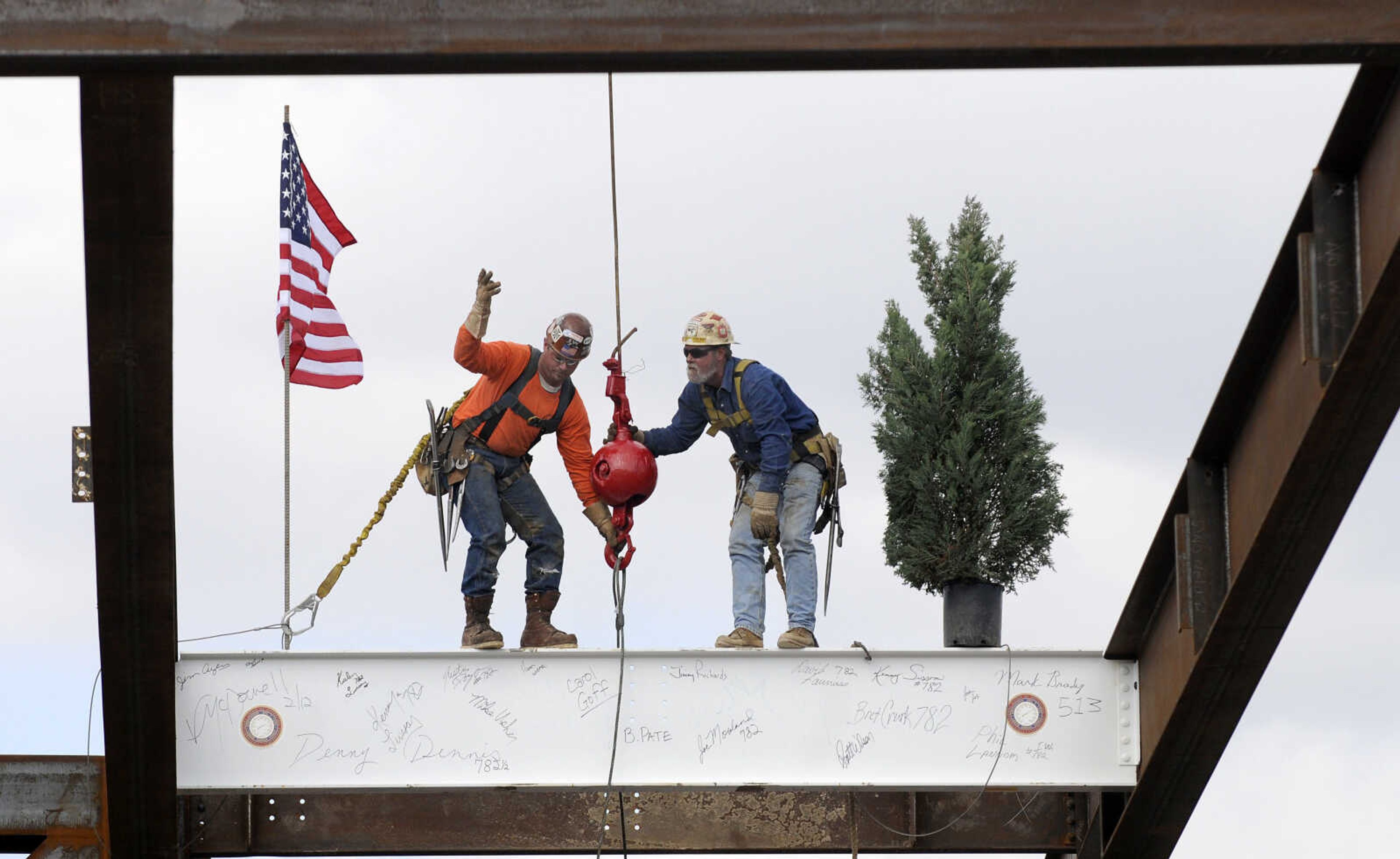 Casino's final steel beam