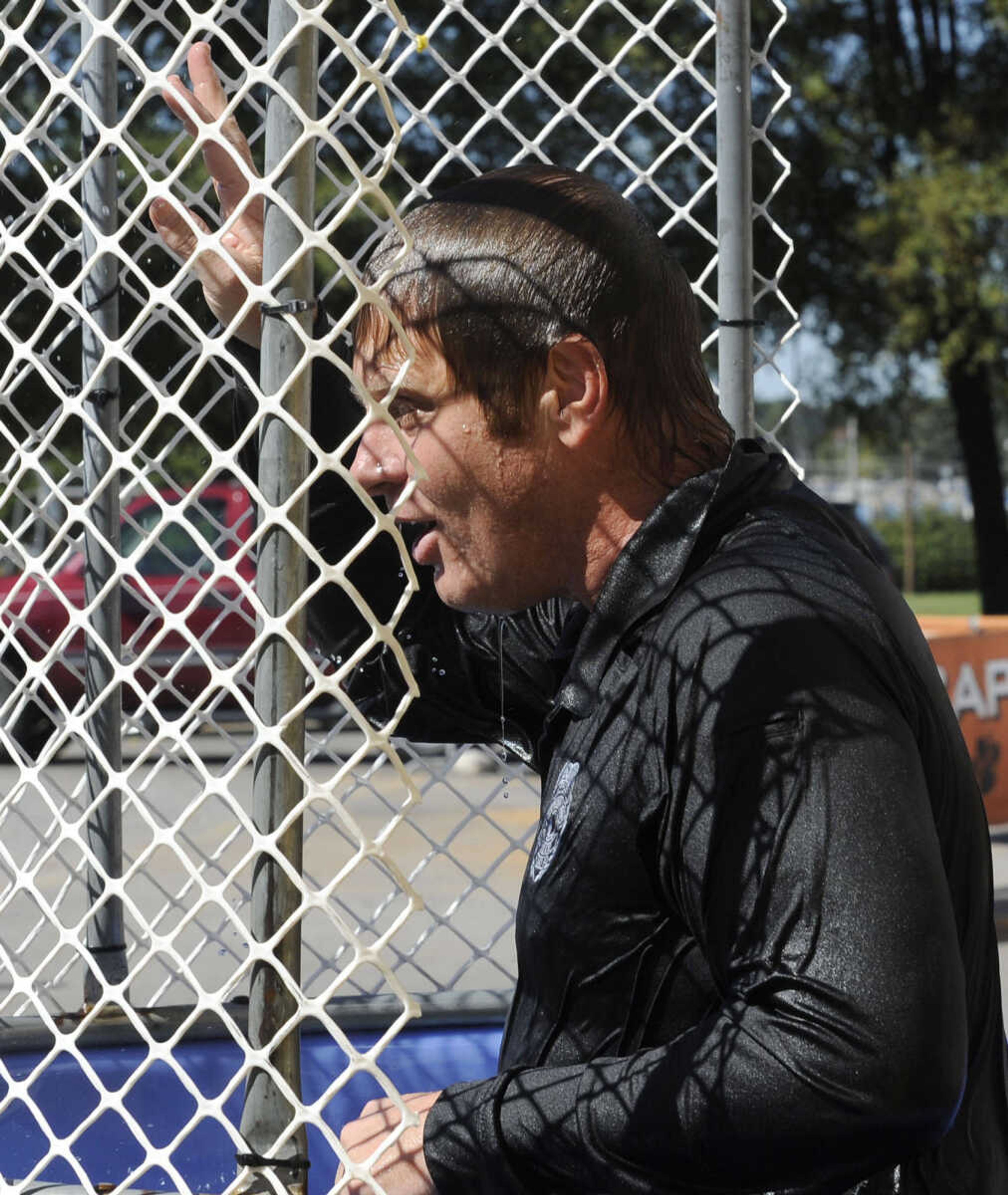 FRED LYNCH ~ flynch@semissourian.com
School resource officer Dan Seger taunts his attackers during his stint in the dunking stand Friday, Sept. 30, 2011 at Central Middle School.