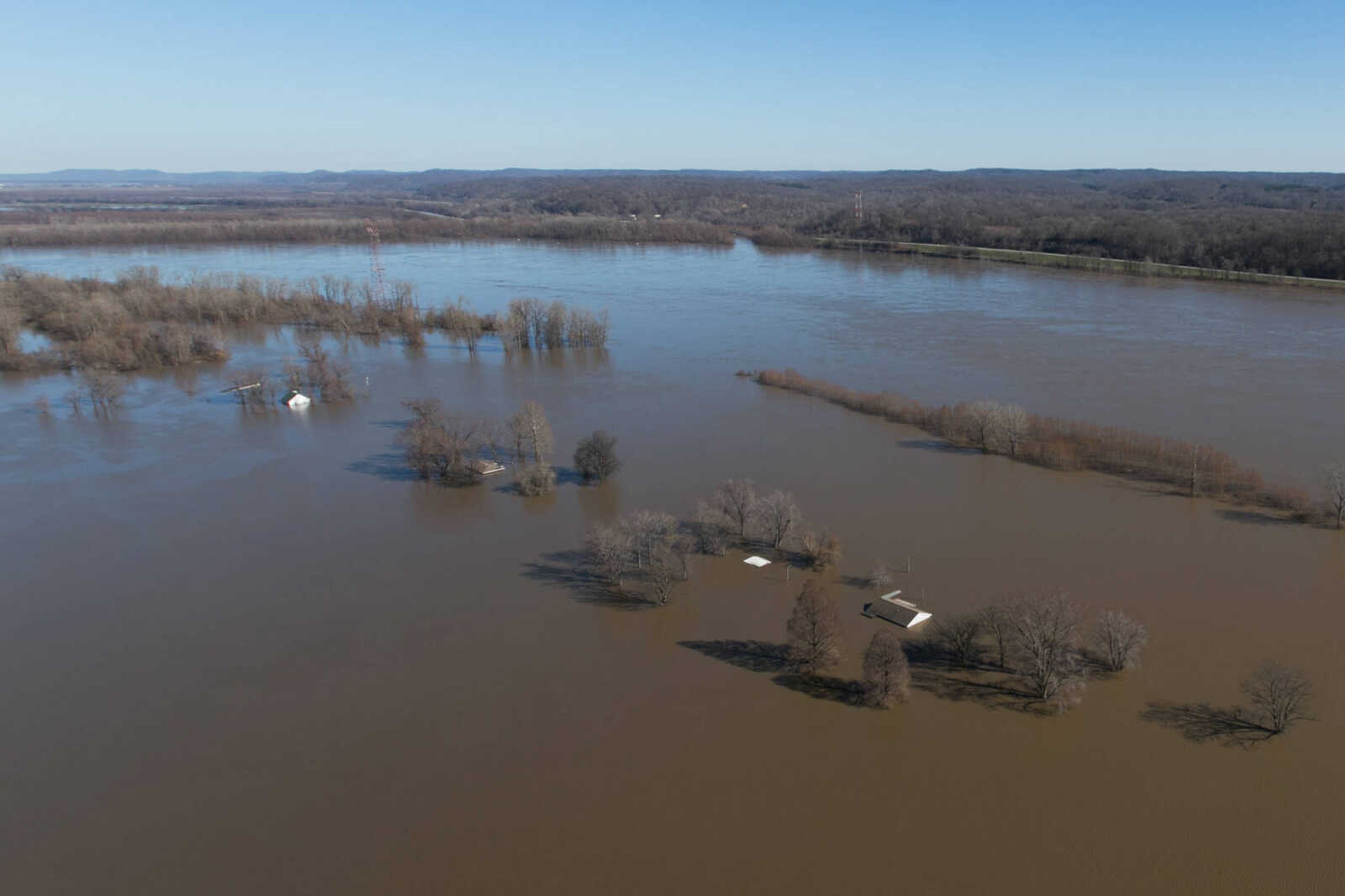 GLENN LANDBERG ~ glandberg@semissourian.com

Floodwater is seen in Scott City, Saturday, Jan. 2, 2016.