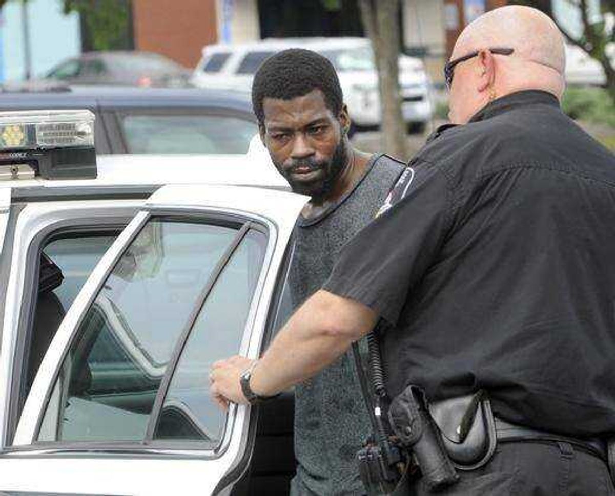 Man pleads guilty to bank robbery