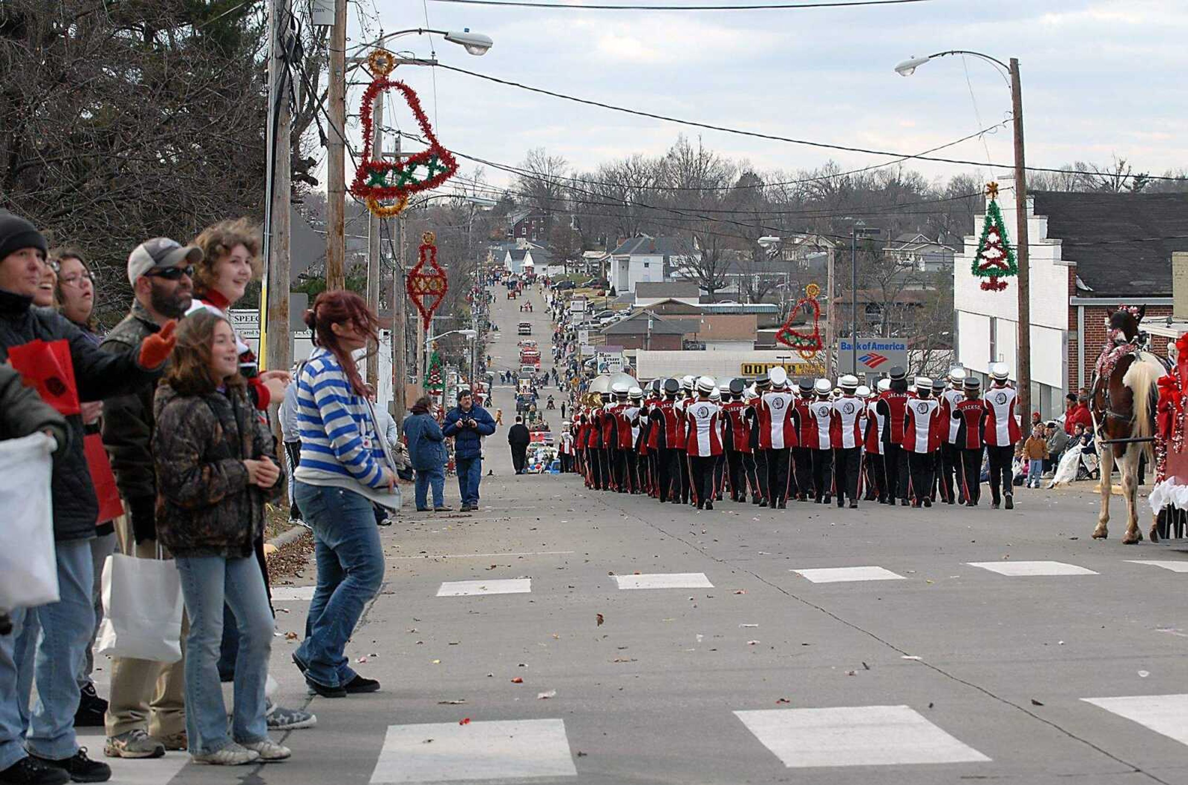 KIT DOYLE ~ kdoyle@semissourian.com
The Jackson Christmas Parade heads up Main St. Saturday afternoon, December 6, 2008.