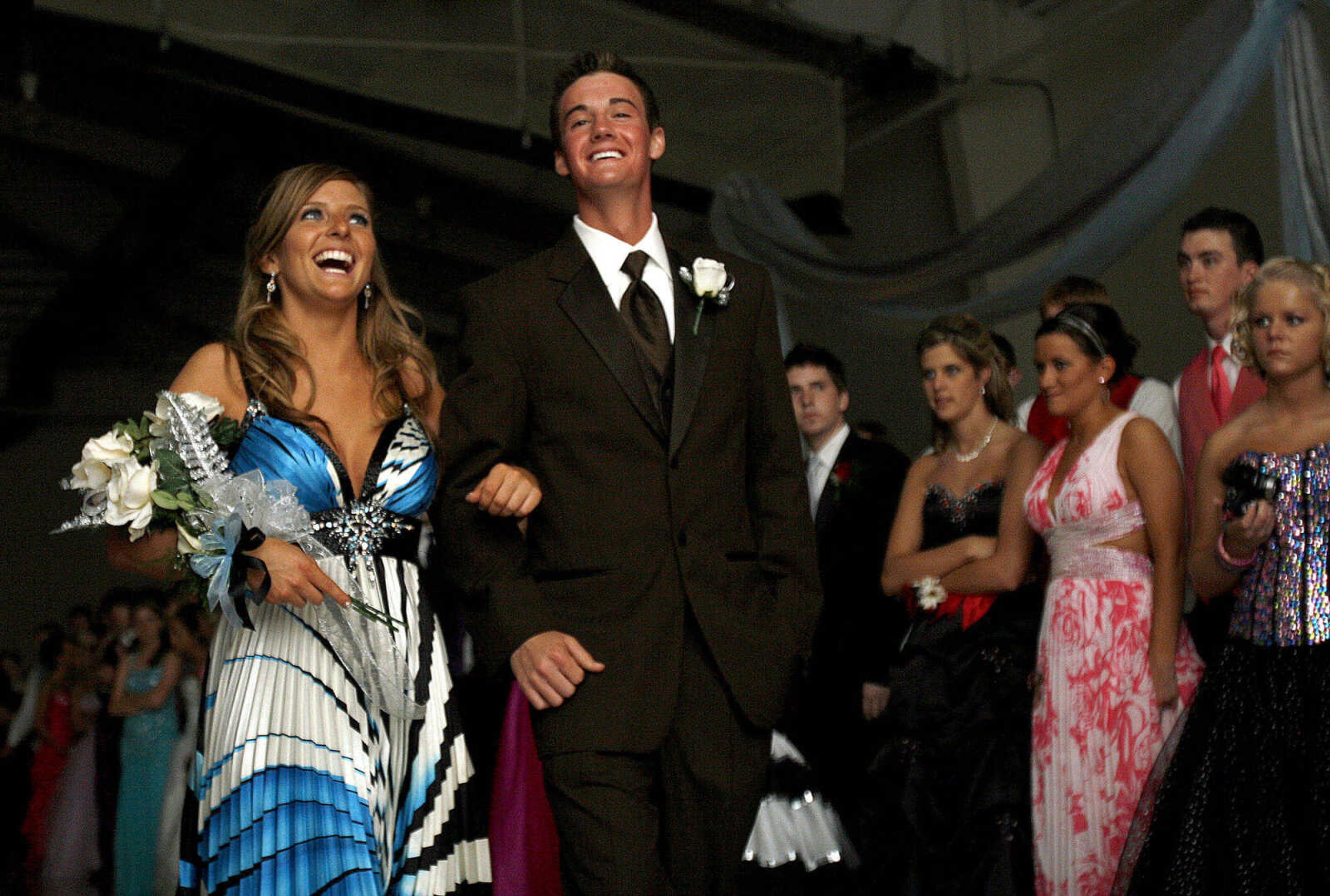 ELIZABETH DODD ~ edodd@semissourian.com
Photos from the 2009 Jackson High School Prom May 9 at the Osage Center.