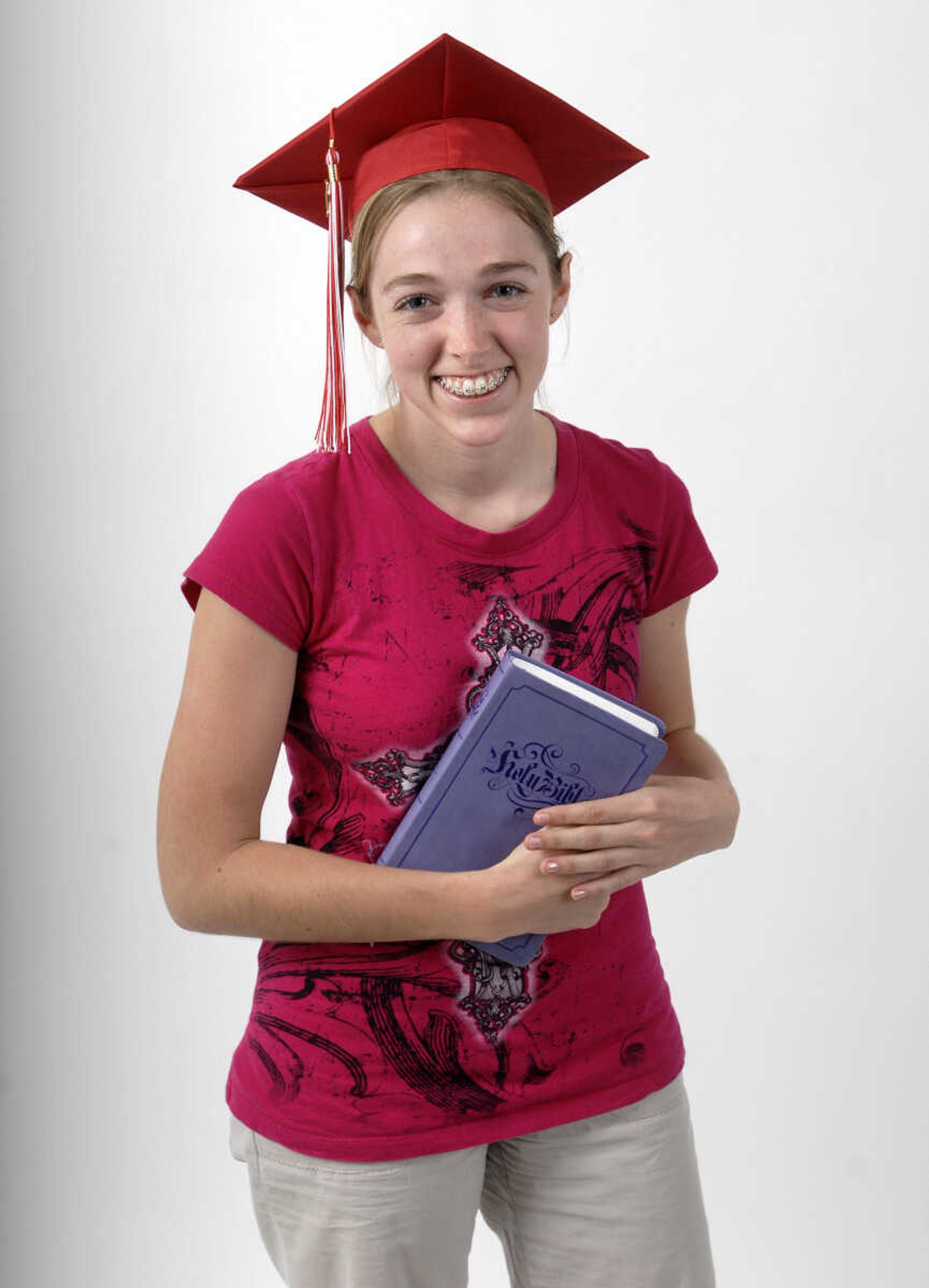 LAURA SIMON~lsimon@semissourian.com
Eagle Ridge class of 2011 valedictorian Amy Cunningham.