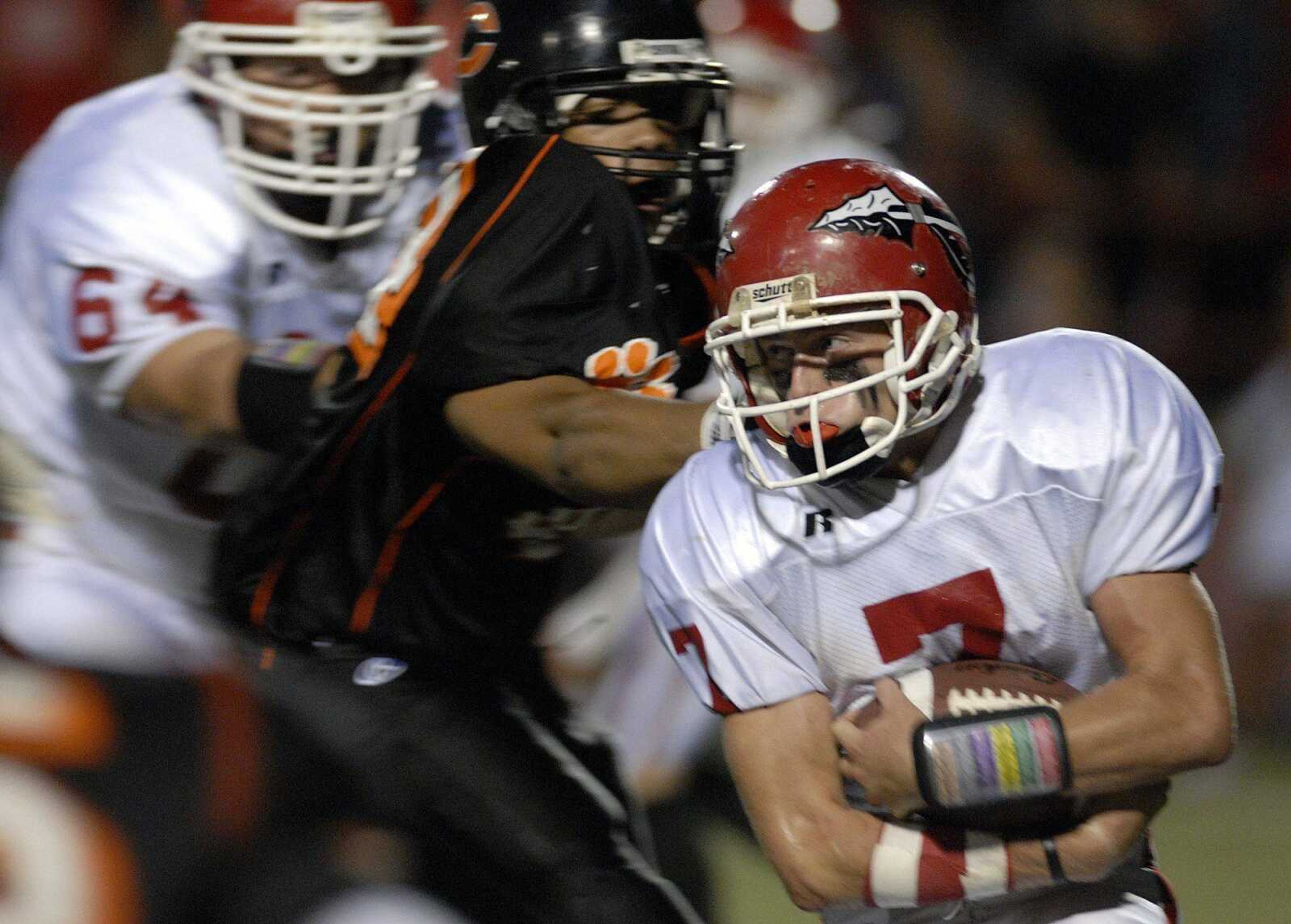 Jackson sophomore Lowgn Wren looks for room to run during Friday's game.