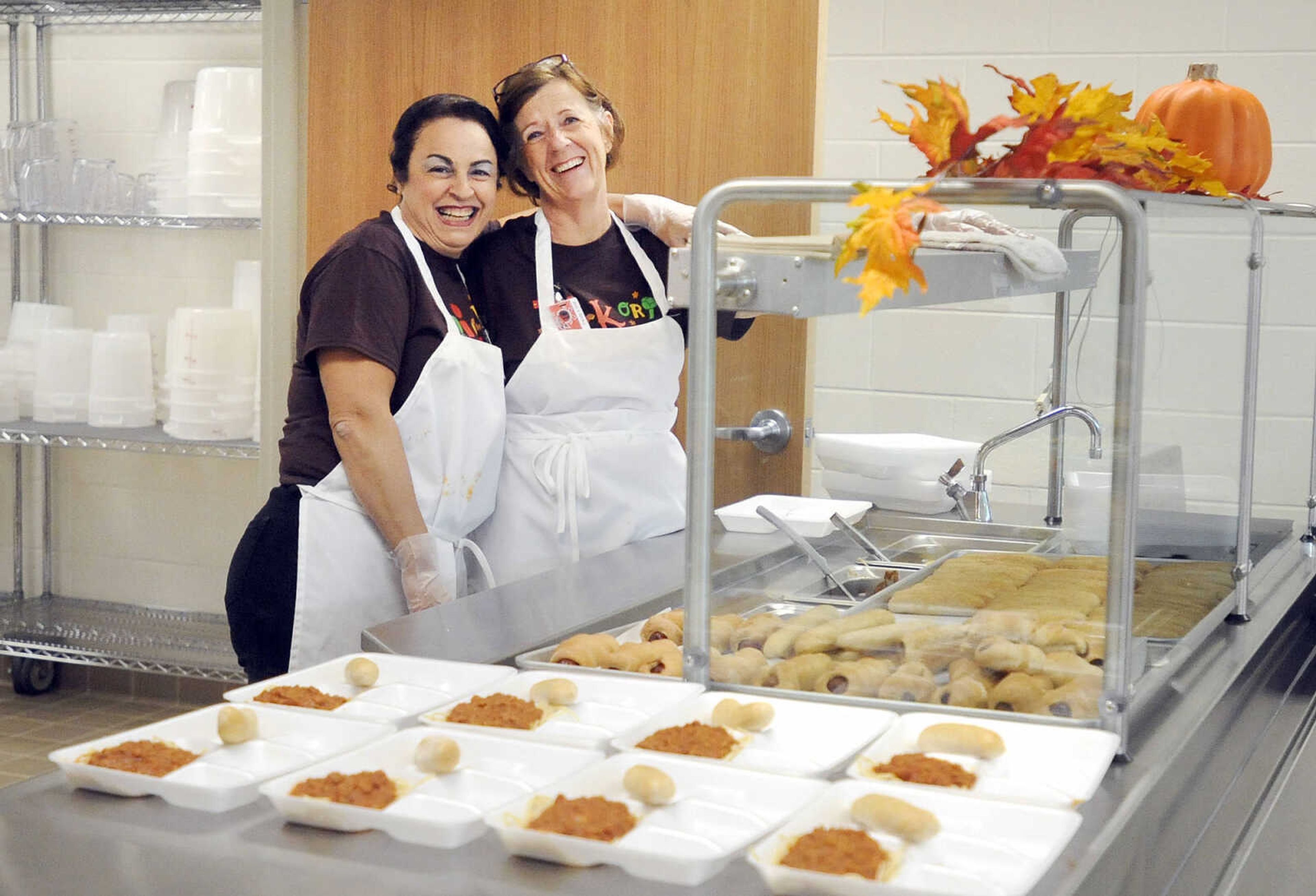 LAURA SIMON ~ lsimon@semissourian.com

Angie Sakarelos, left, and Ann Harris pose for a photo, Tuesday, Oct. 13, 2015, at East Elementary in Jackson.