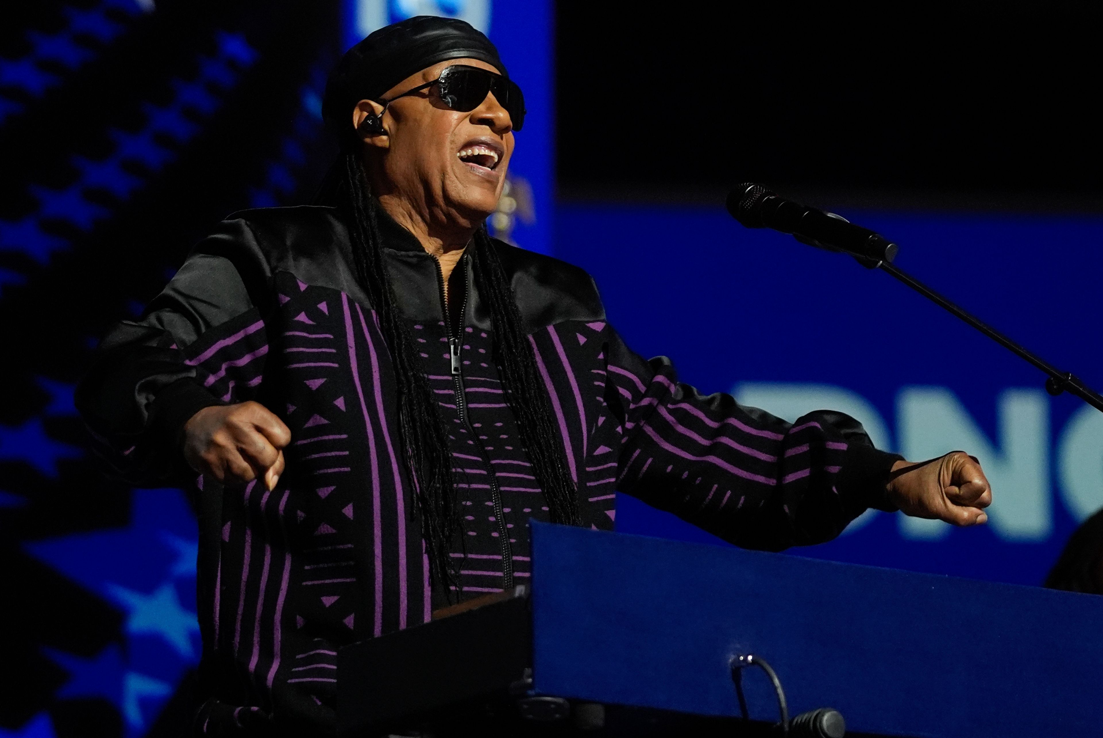 Stevie Wonder performs during the Democratic National Convention Wednesday, Aug. 21, 2024, in Chicago. (AP Photo/Erin Hooley)