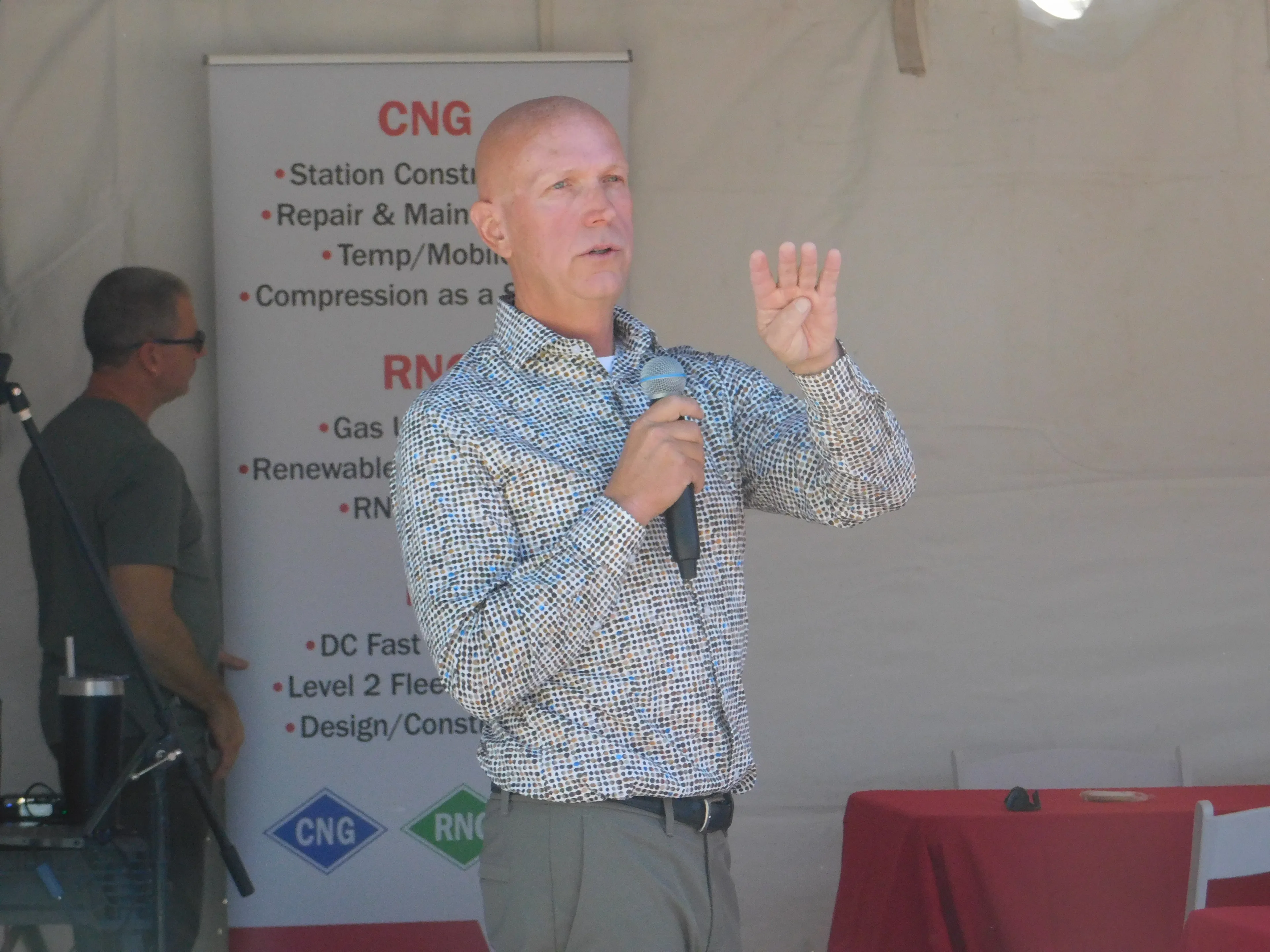 Capital Sand opens natural gas station to fuel truck fleet