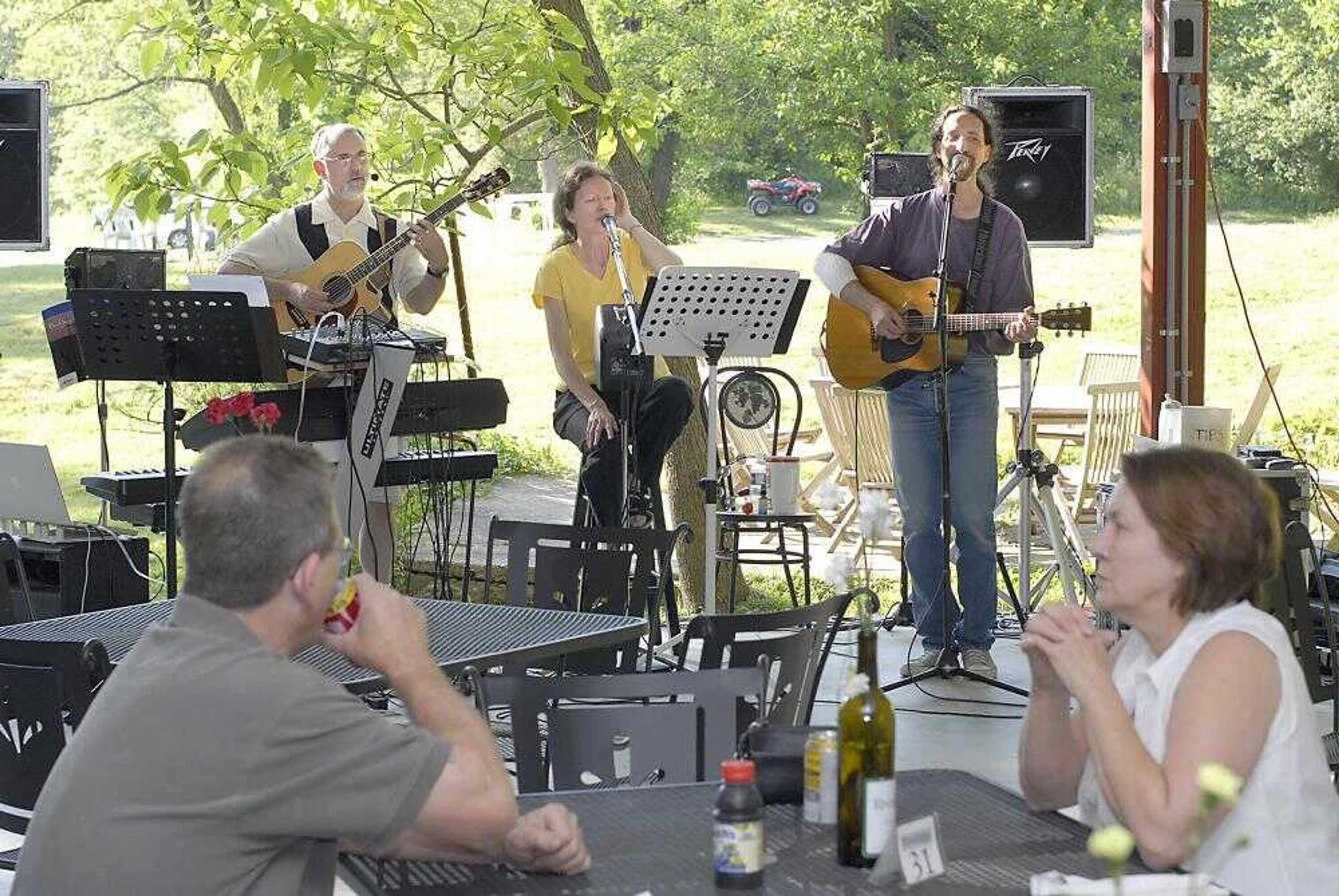 The Mark Gordon Trio entertained at River Ridge Winery.
(Fred Lynch)