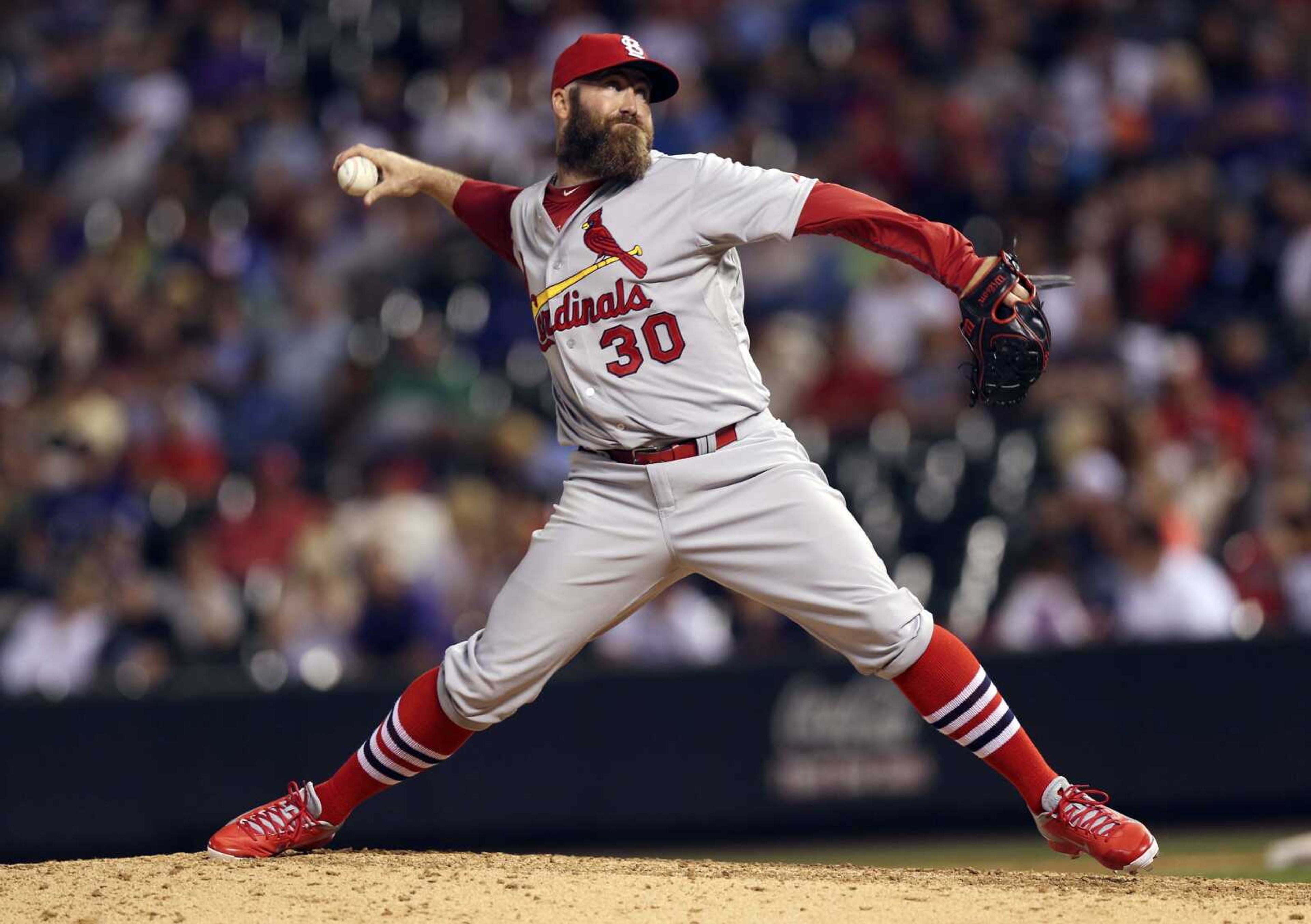 Jason Motte, who had 42 saves with the Cardinals in 2012, reportedly has agreed to a $4.5 million, one-year contract with the Chicago Cubs.