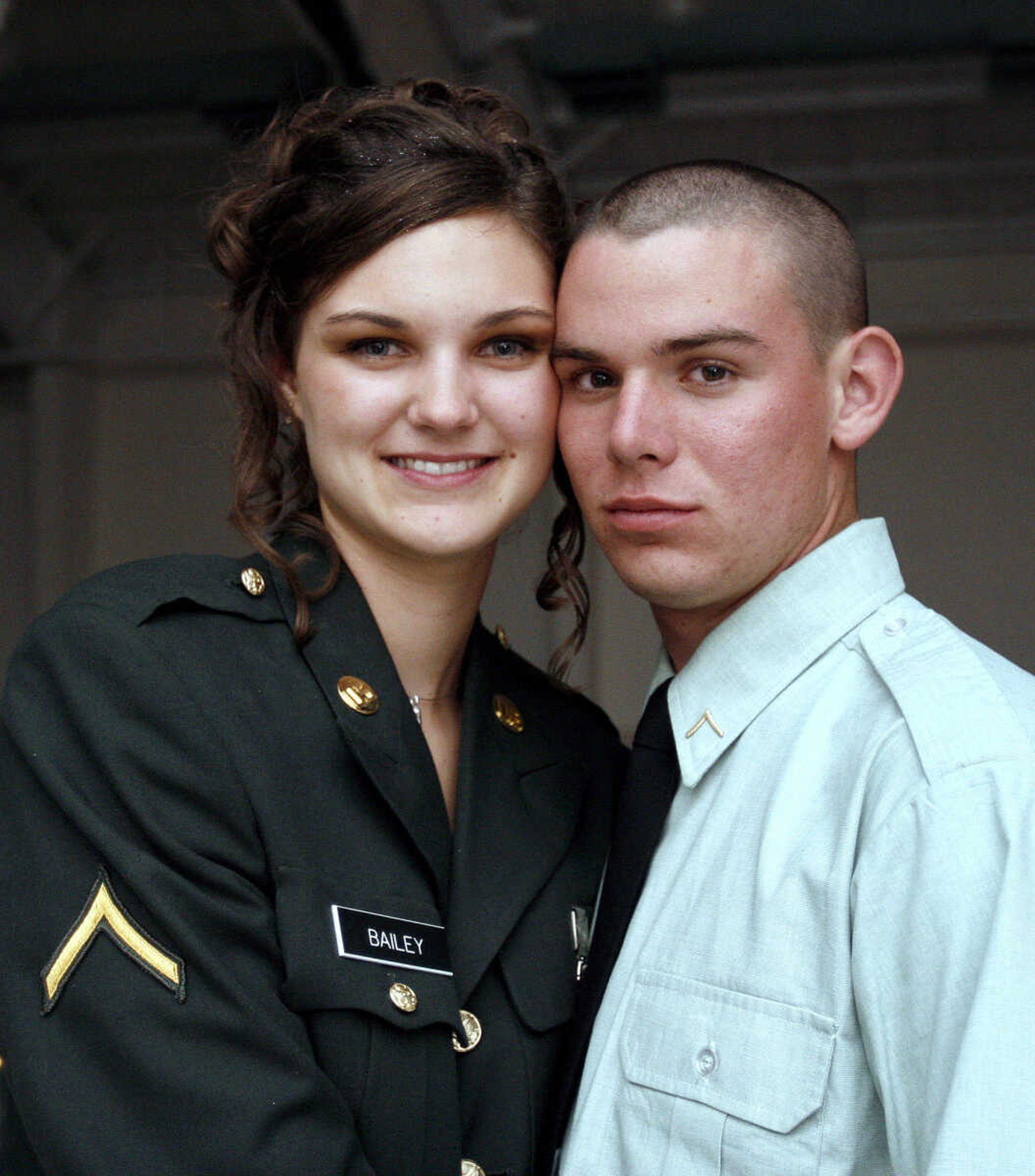 ELIZABETH DODD ~ edodd@semissourian.com
Photos from the 2009 Jackson High School Prom May 9 at the Osage Center.