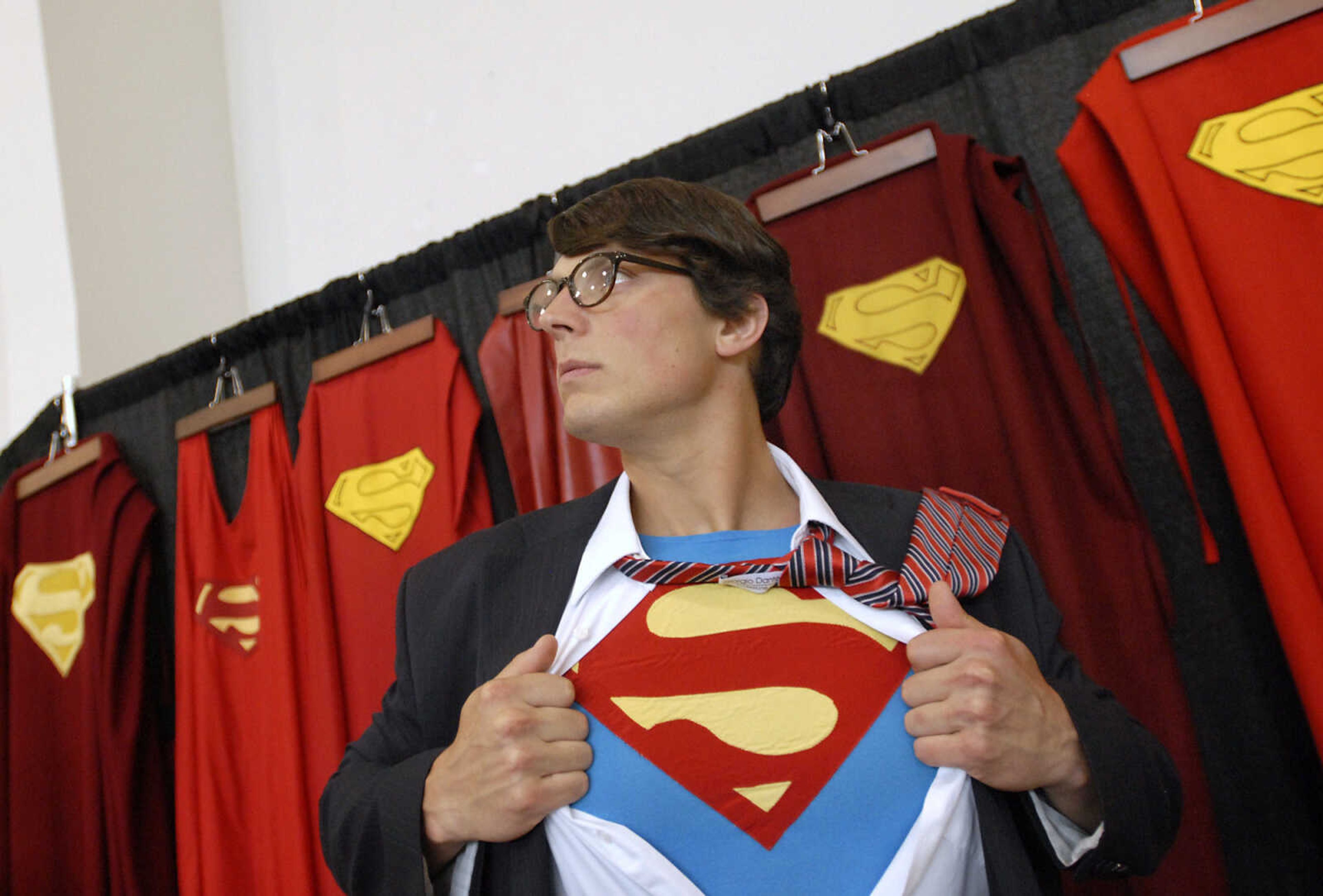 KRISTIN EBERTS ~ keberts@semissourian.com

Superman impersonator Alexander Rae strikes a pose as Clark Kent during the sixth annual Cape Comic Con on Saturday, June 25, 2011, at the Osage Centre in Cape Girardeau.