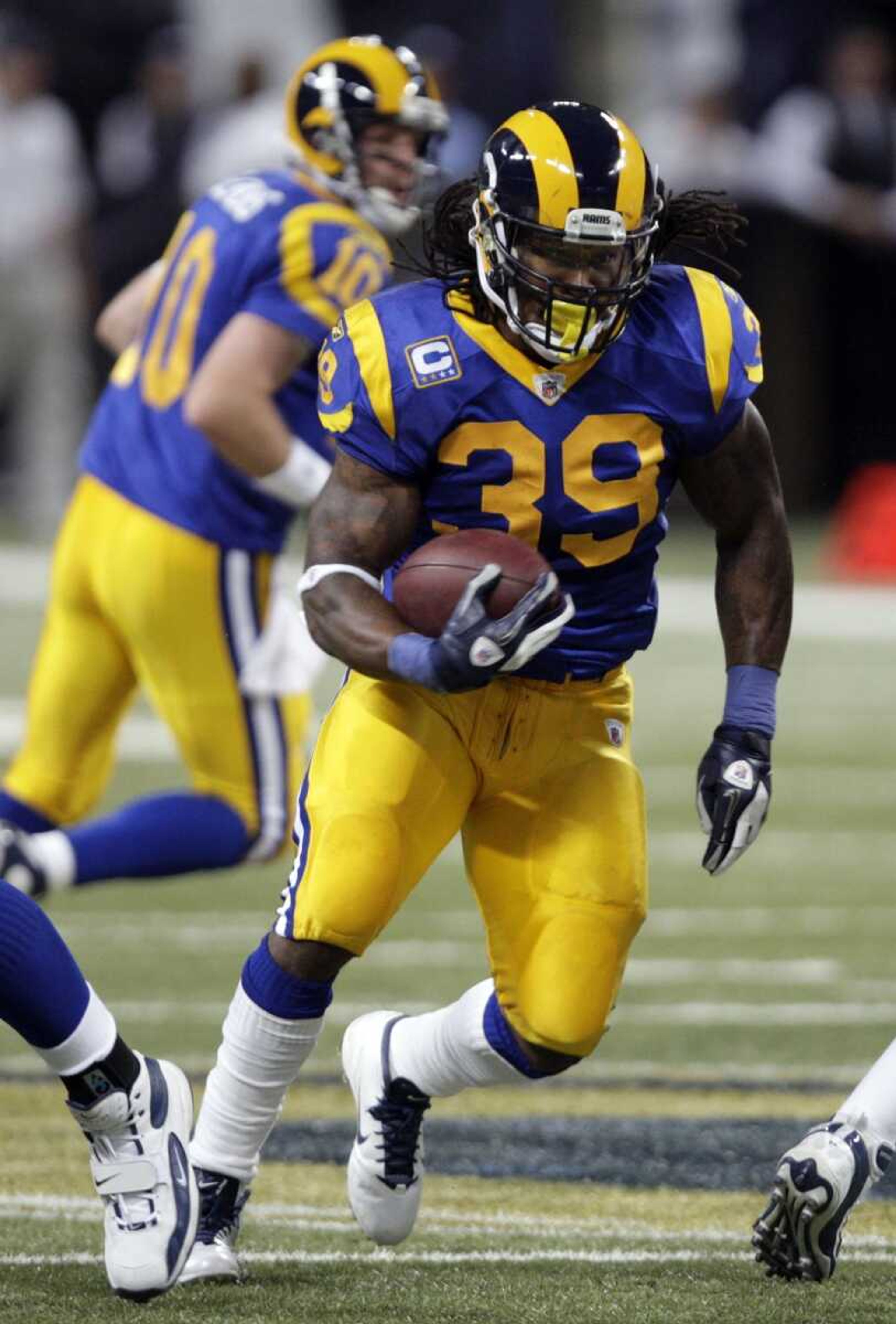 Rams running back Steven Jackson carries during Sunday's game against the Bengals. Jackson needs 34 yards to reach the 1,000-yard plateau for the seventh consecutive season. (TOM GANNAM ~ Southeast Missourian)