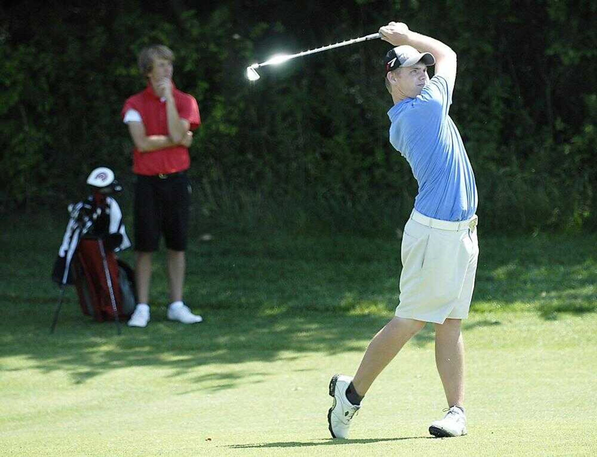 Alex Knoll, of Westphalia, Mo., followed his shot on the seventh hole during Thursday's final round. (Kit Doyle)